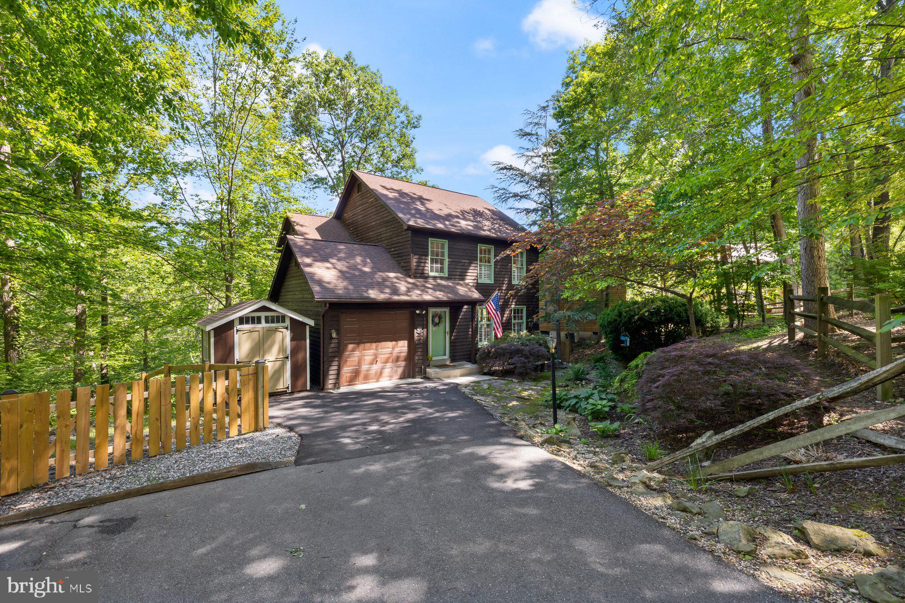 10696 OAKRIDGE COURT