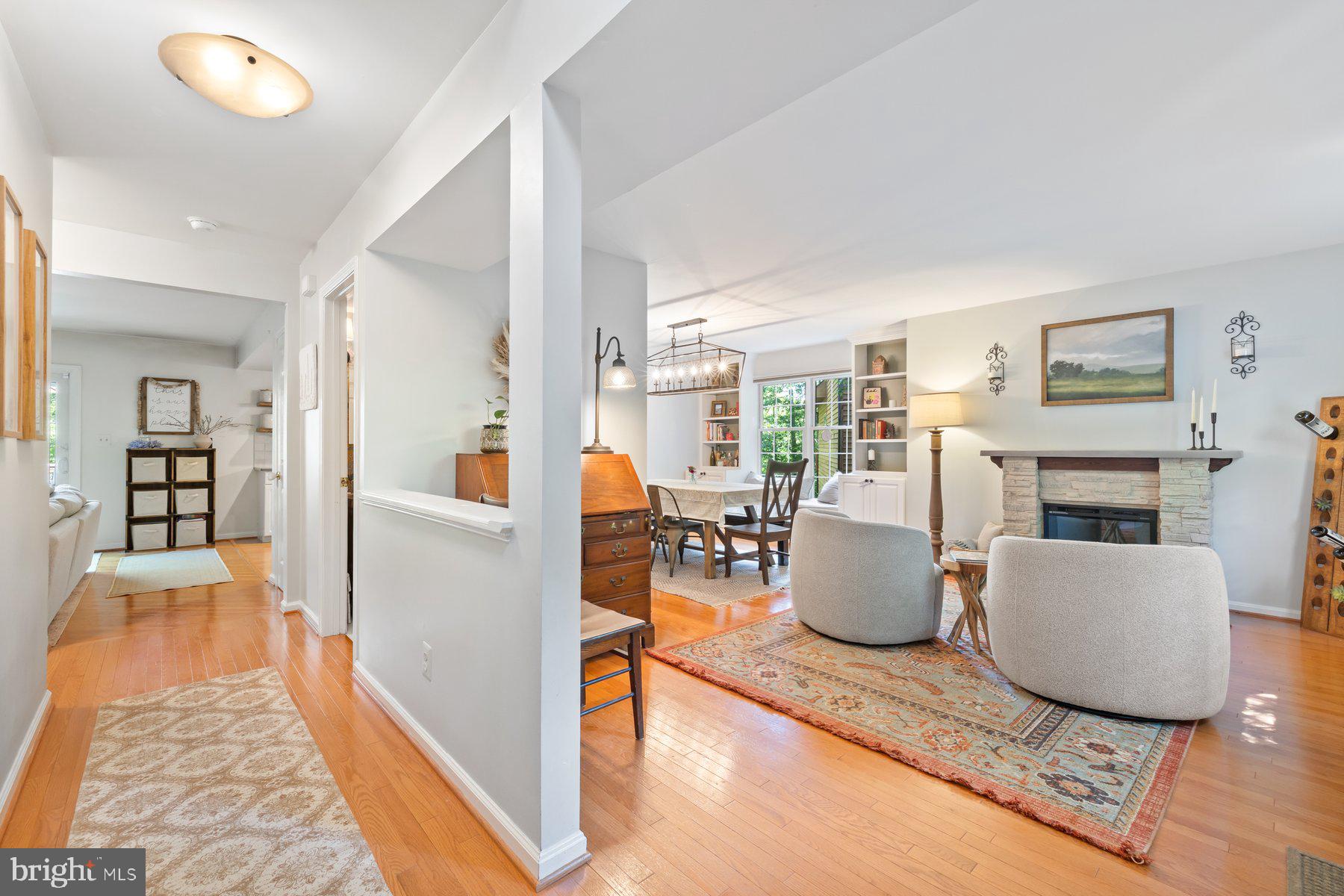 10696 OAKRIDGE COURT