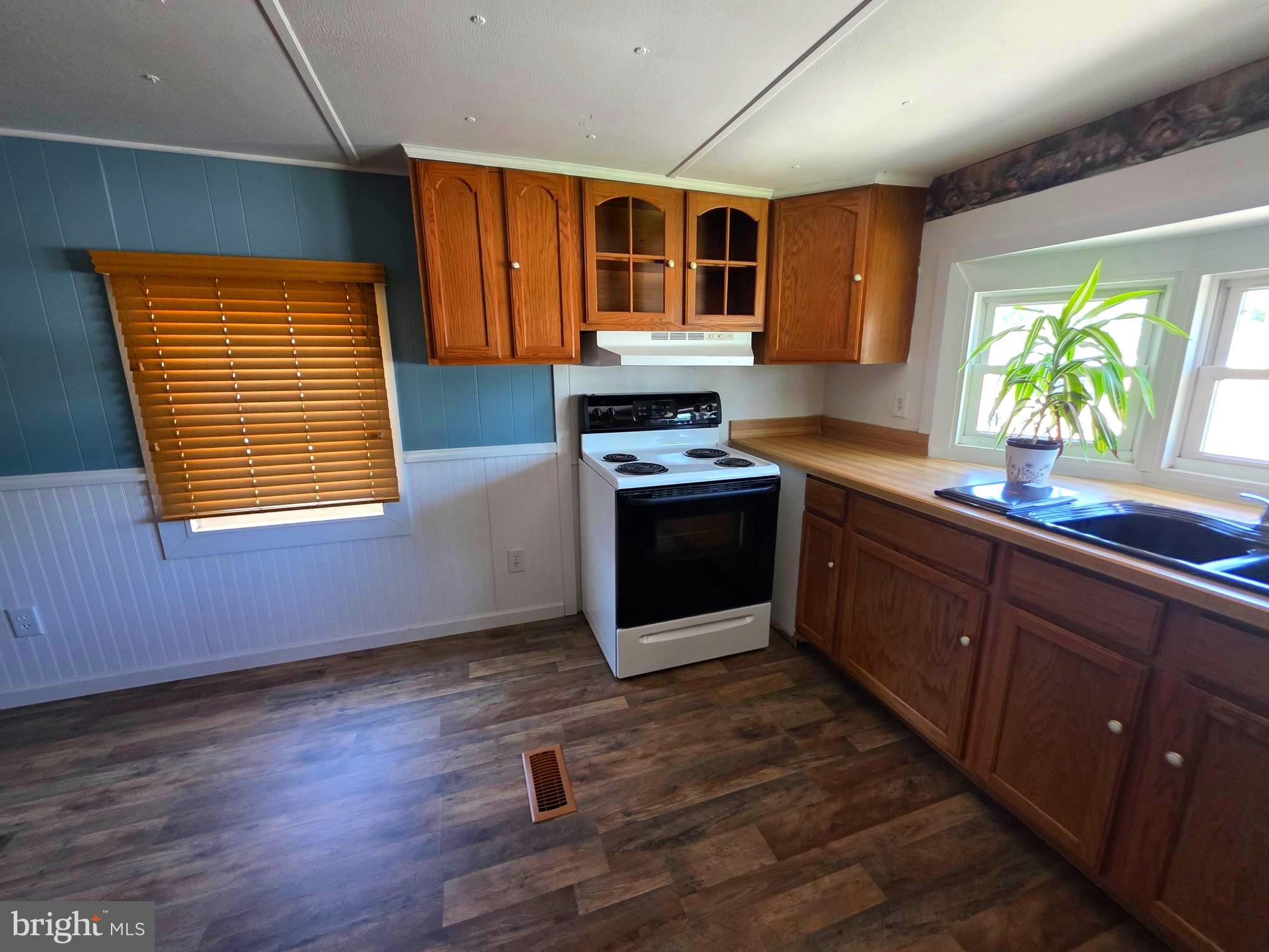 20 BRANCHWOOD DRIVE