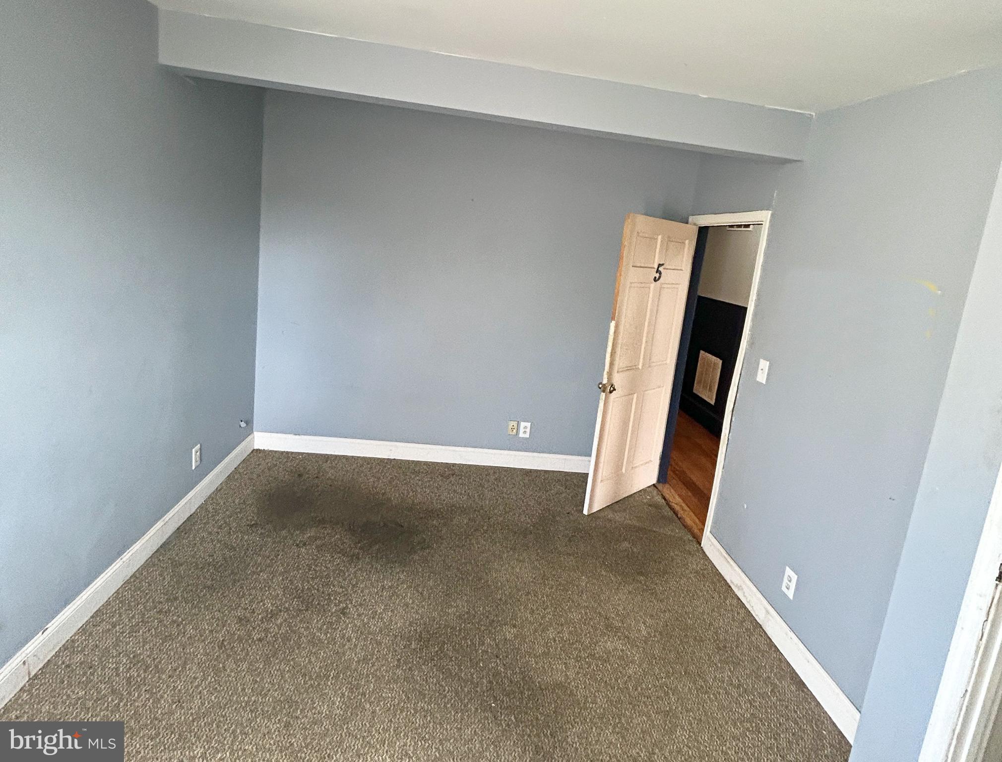 HOWARD PARK - Residential