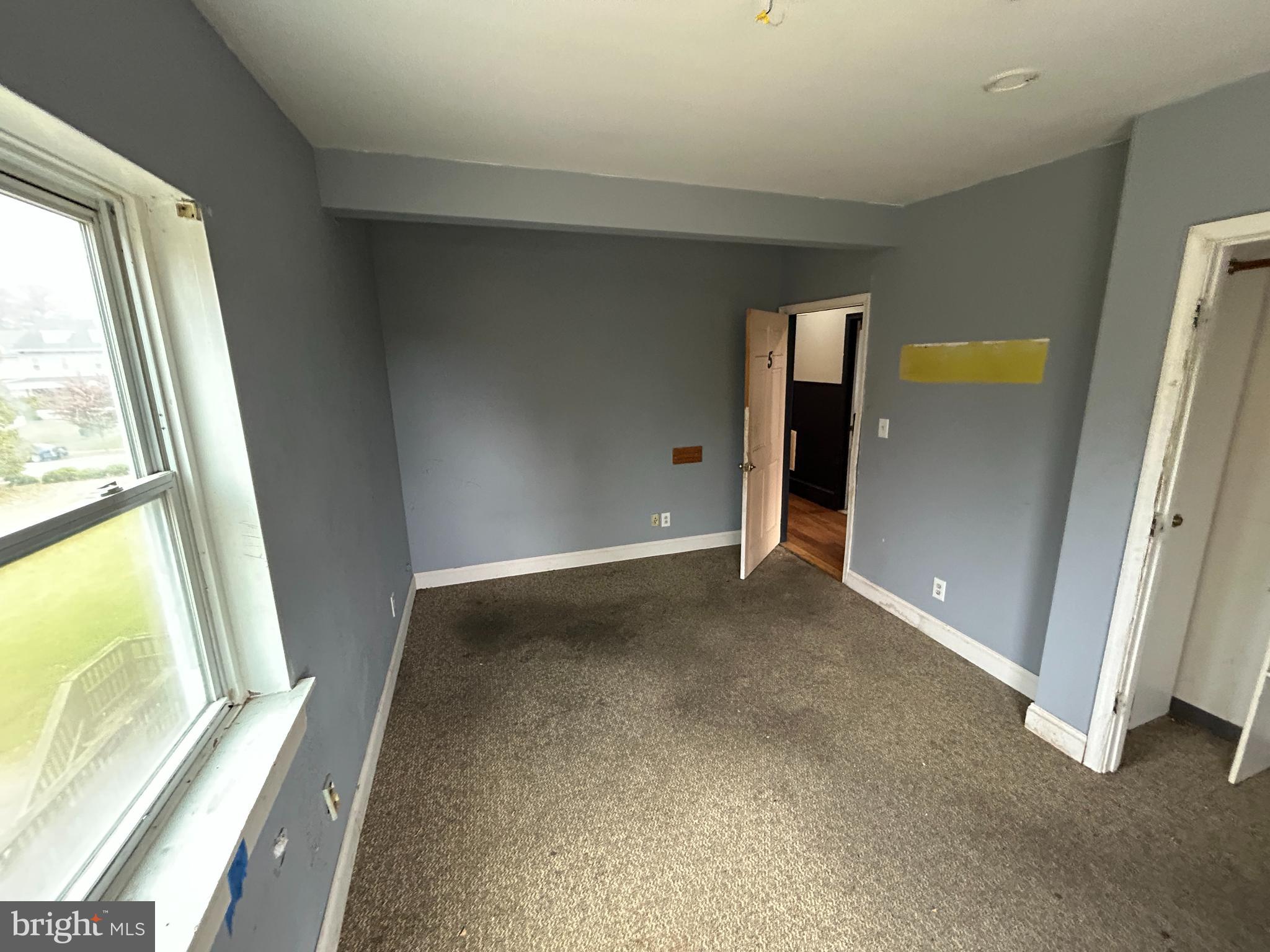 HOWARD PARK - Residential