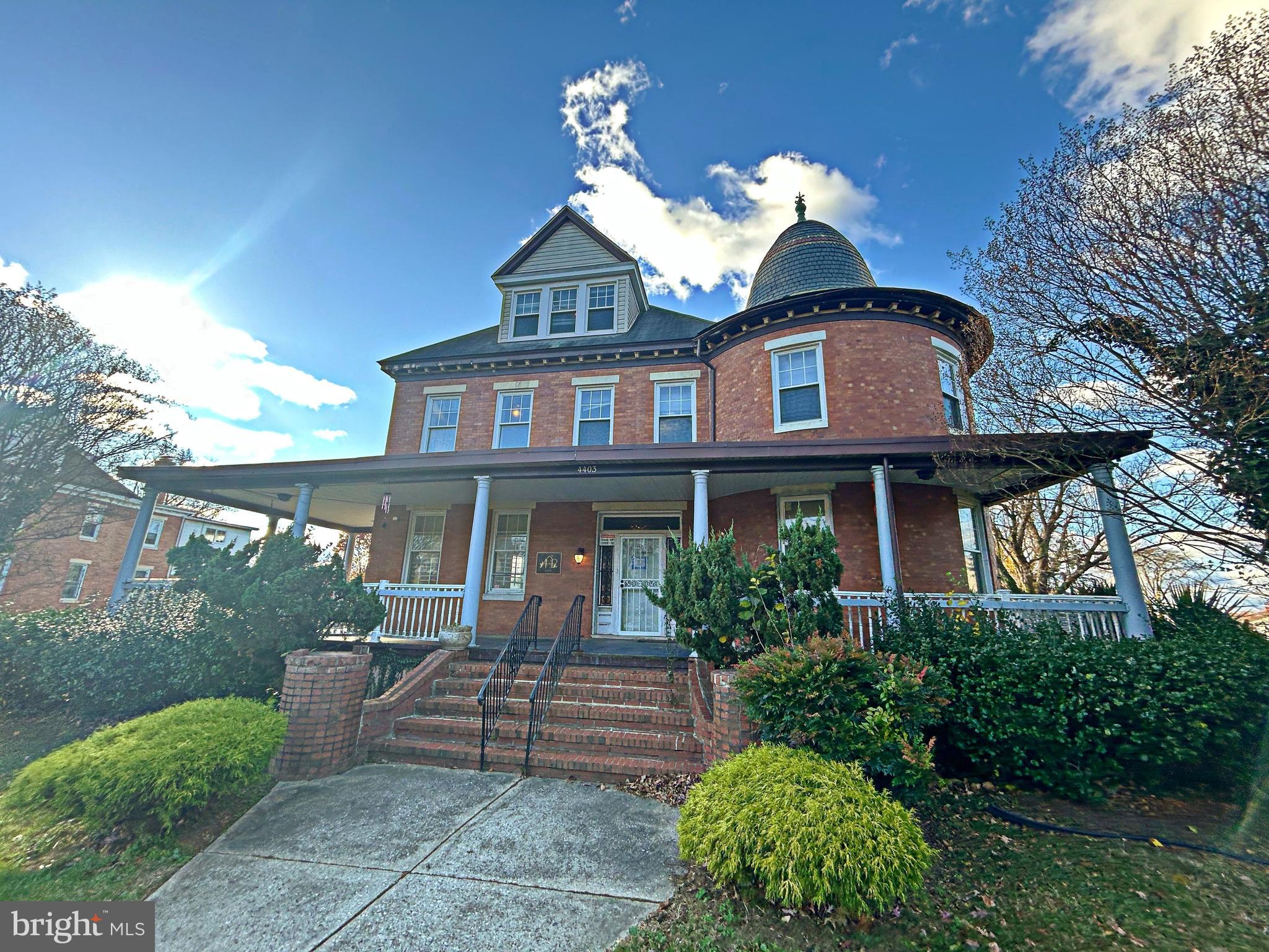 HOWARD PARK - Residential