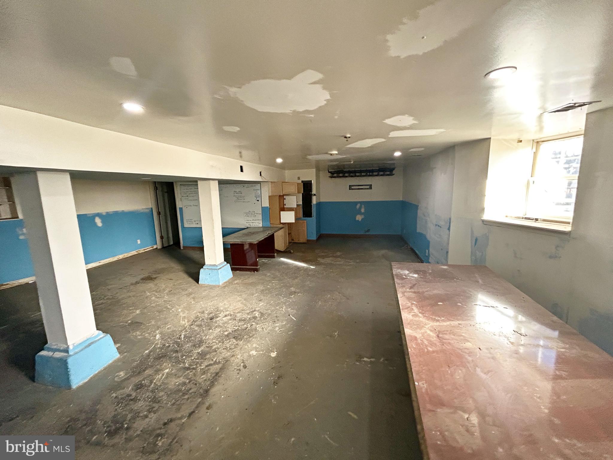 HOWARD PARK - Residential