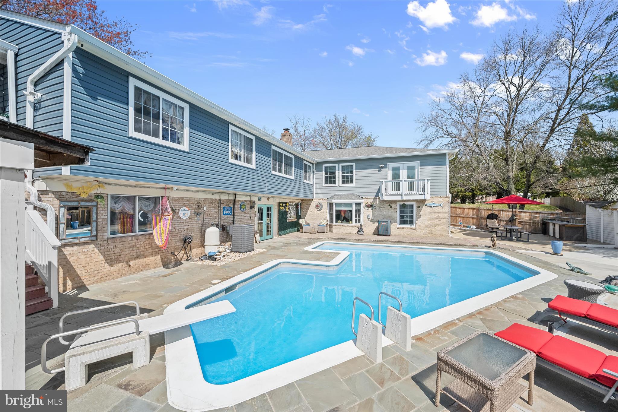 SILVER SPRING - Residential Income