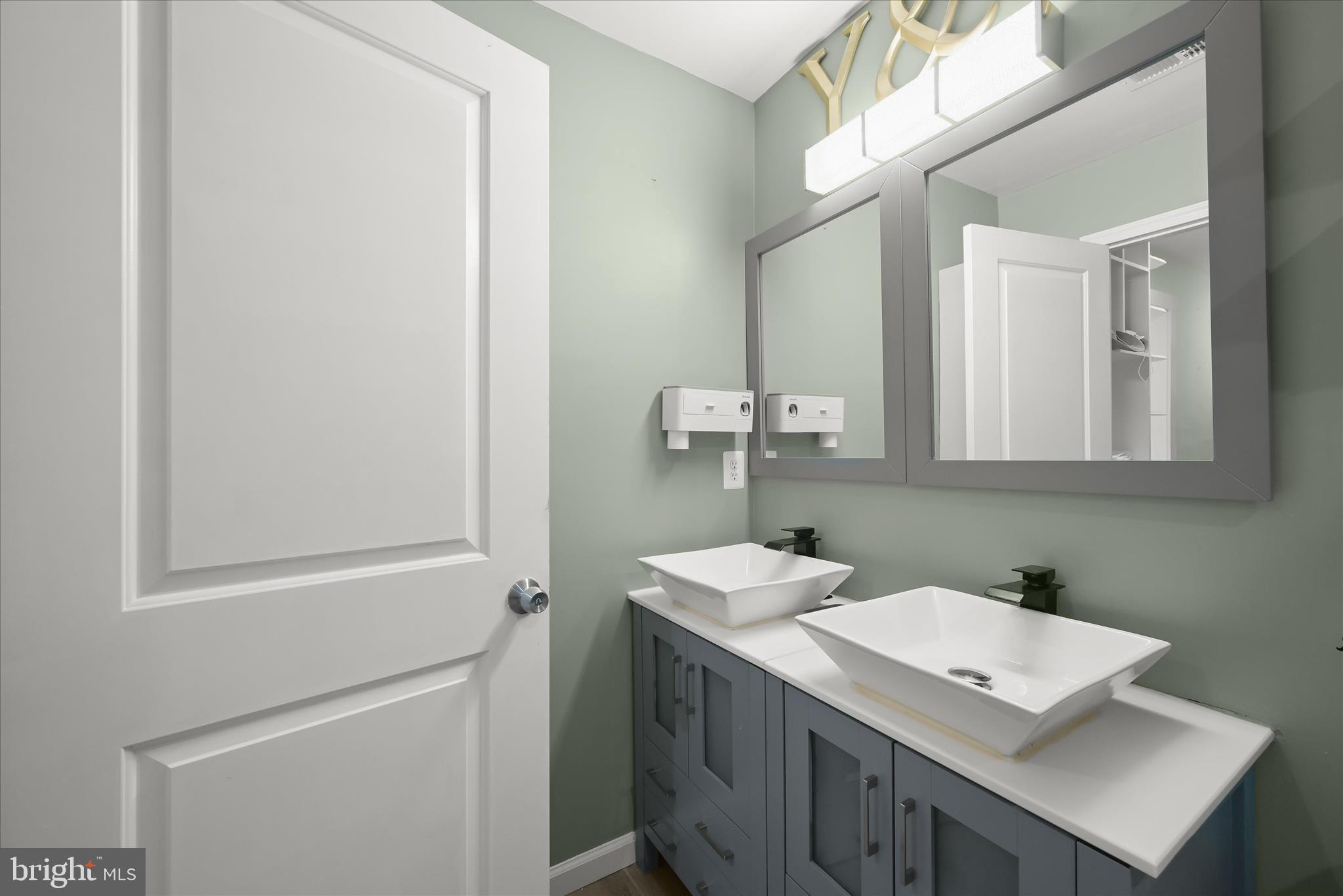 SILVER SPRING - Residential Income