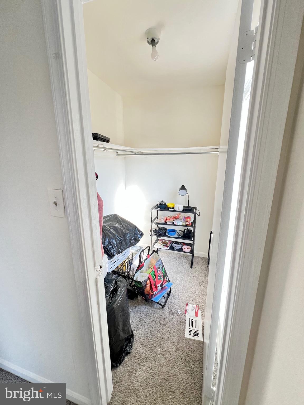 TOWNS OF FOREST HILLS - Residential