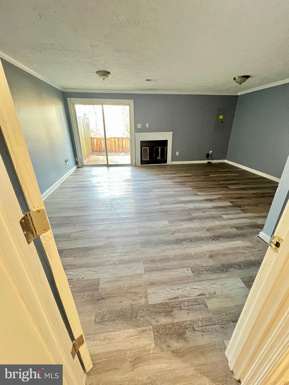 TOWNS OF FOREST HILLS - Residential