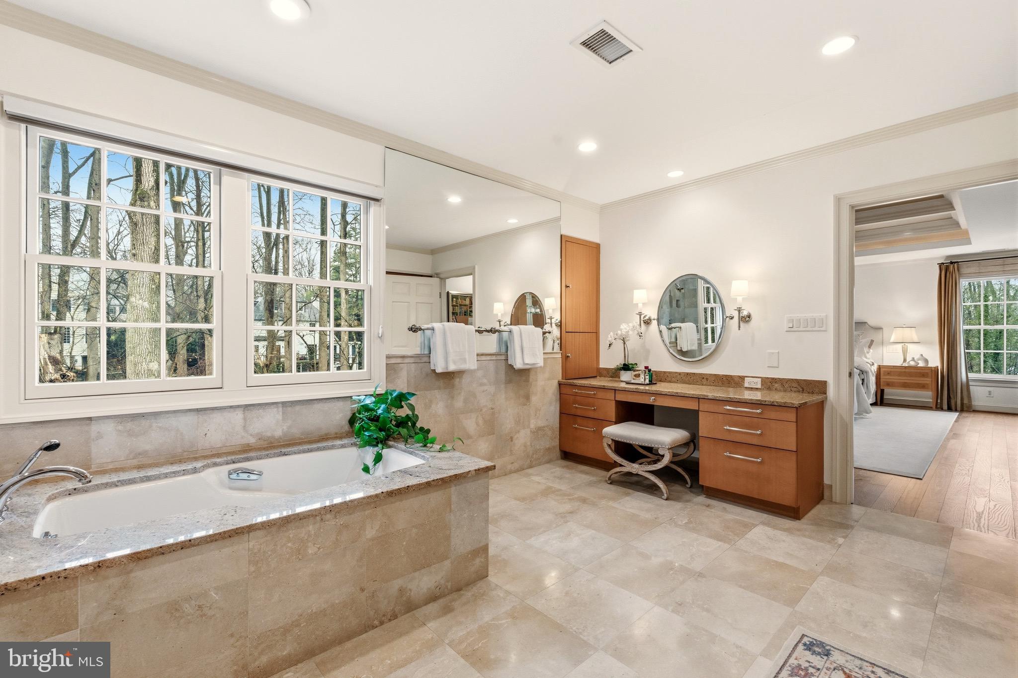 SPRING VALLEY - Residential