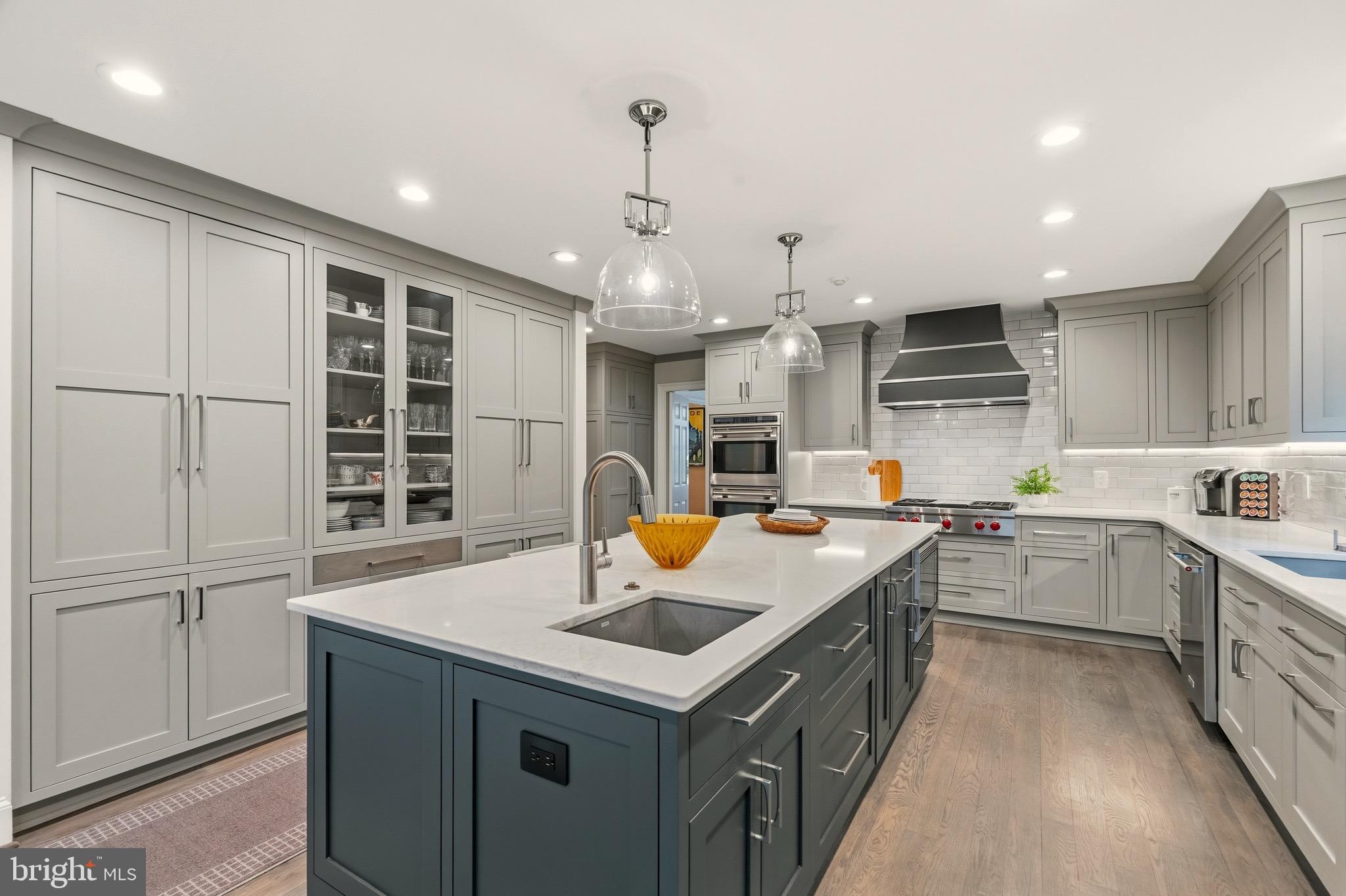 SPRING VALLEY - Residential