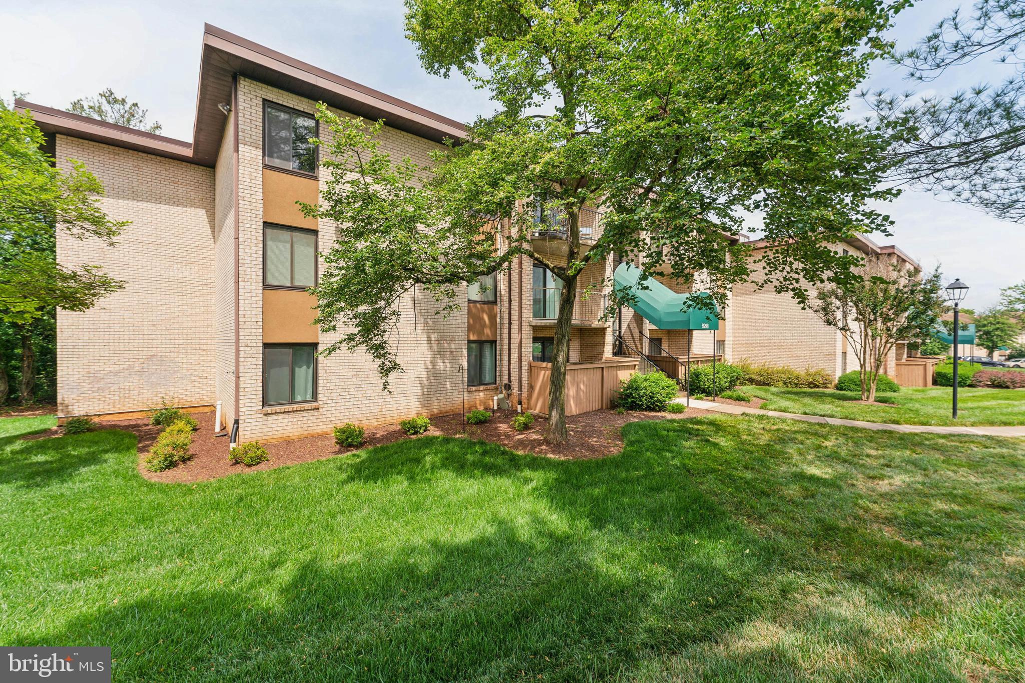 HUNTING RIDGE - Residential