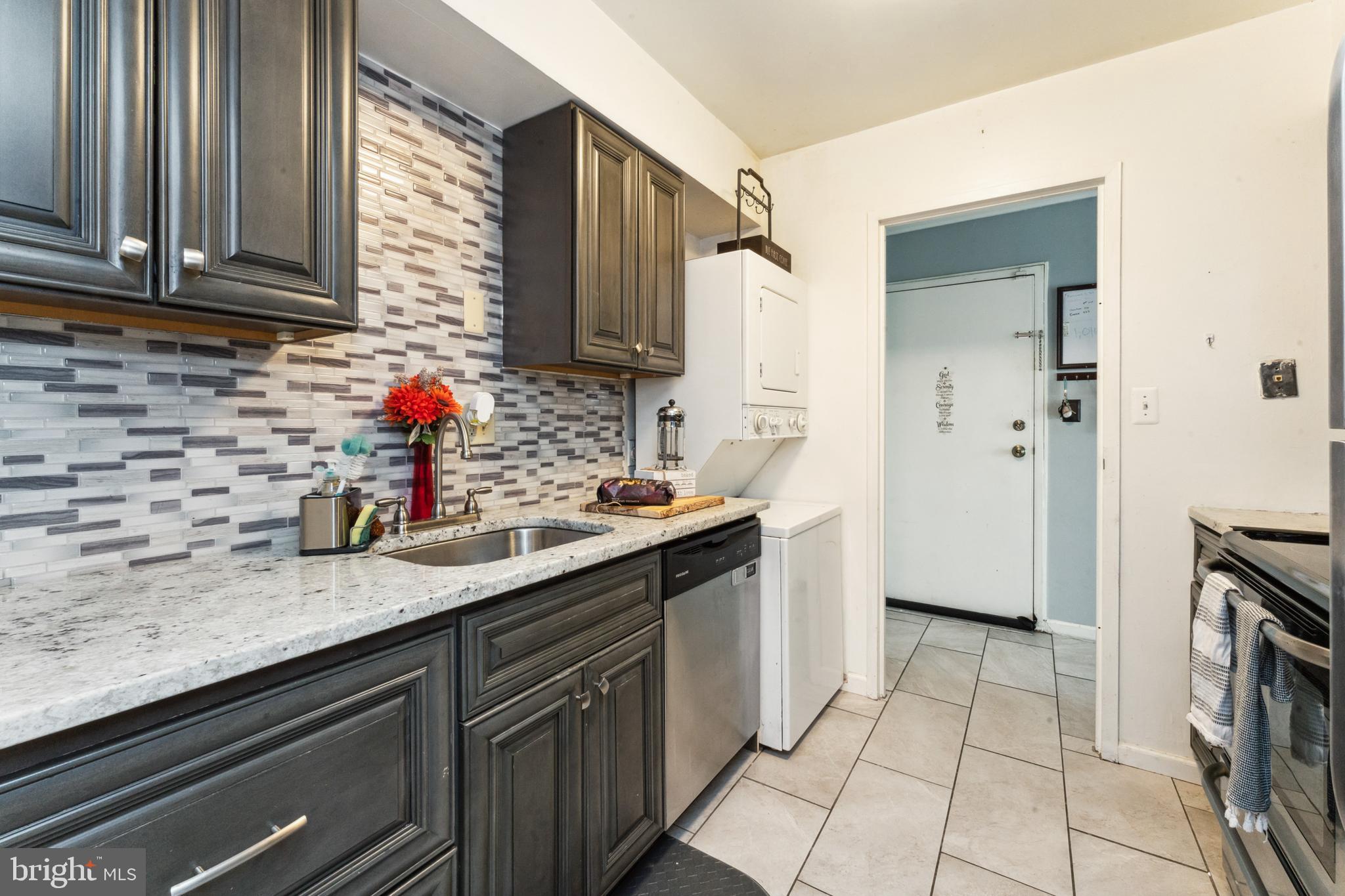 HUNTING RIDGE - Residential