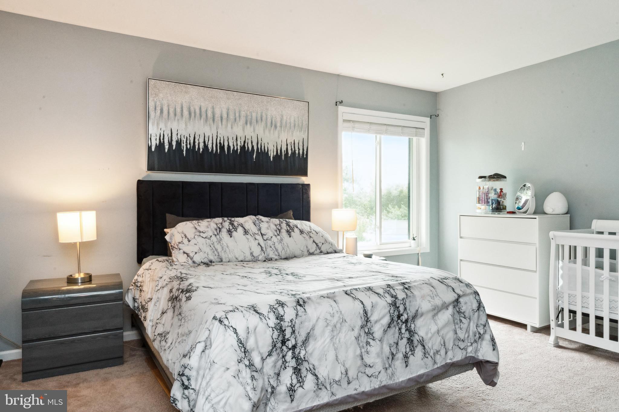 HUNTING RIDGE - Residential