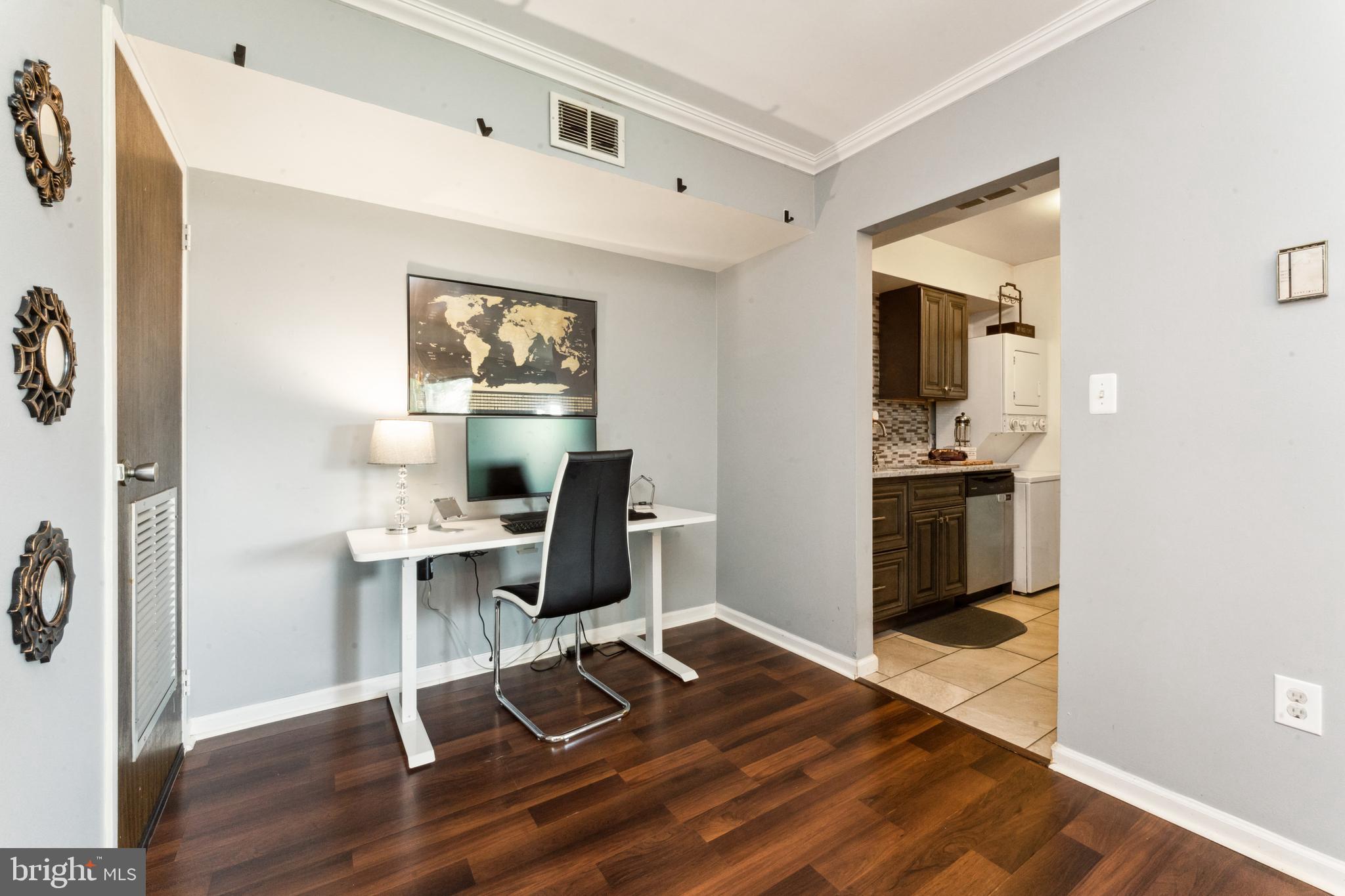 HUNTING RIDGE - Residential