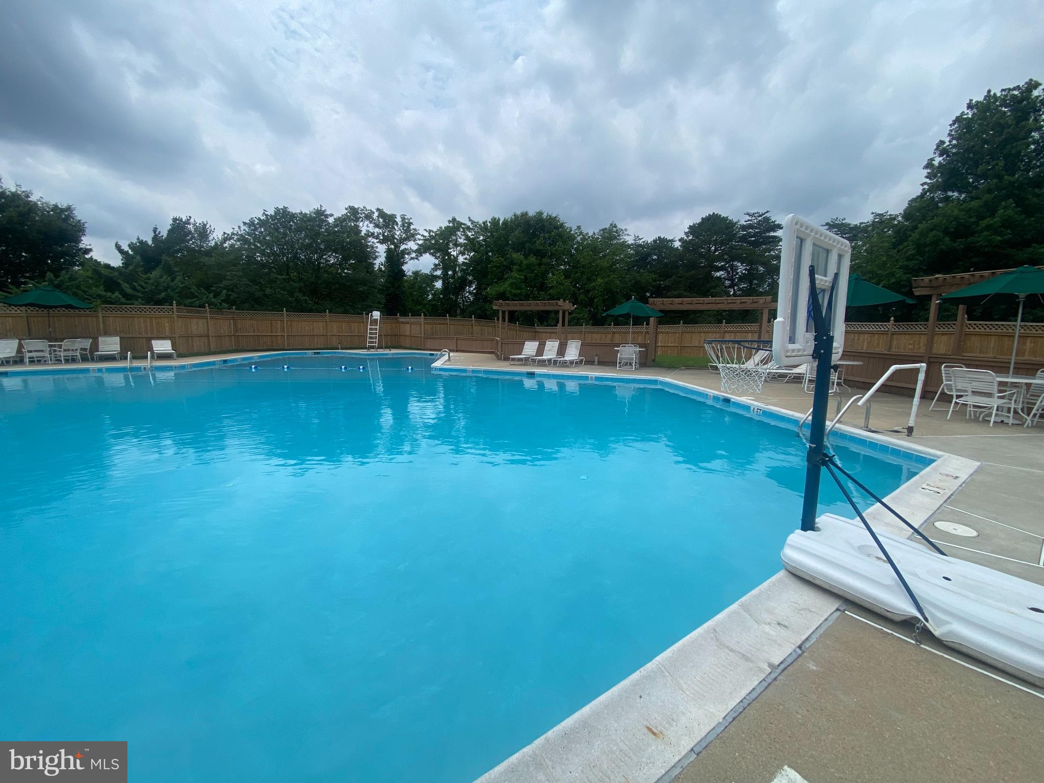 HUNTING RIDGE - Residential