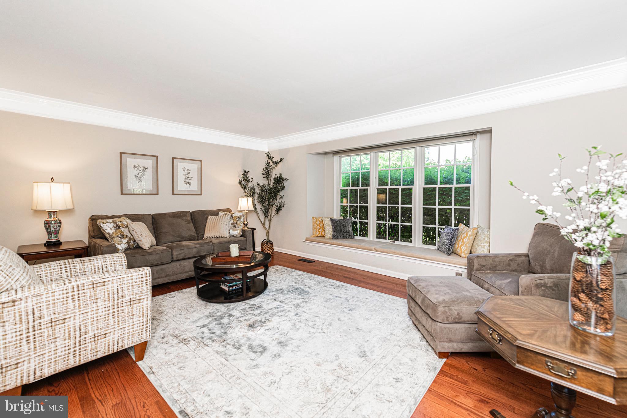 312 BOLTON LANE