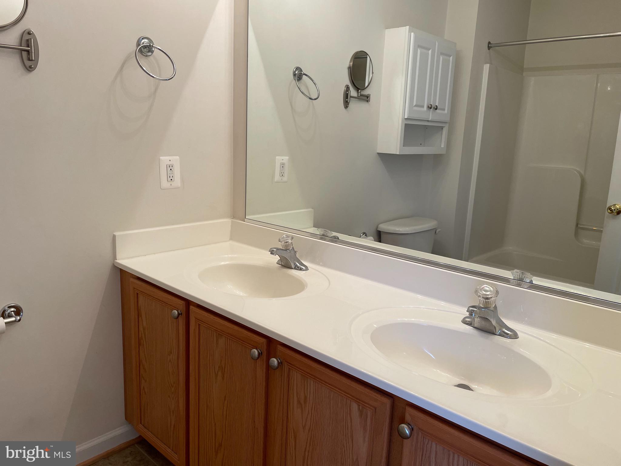 INWOOD MEADOWS - Residential