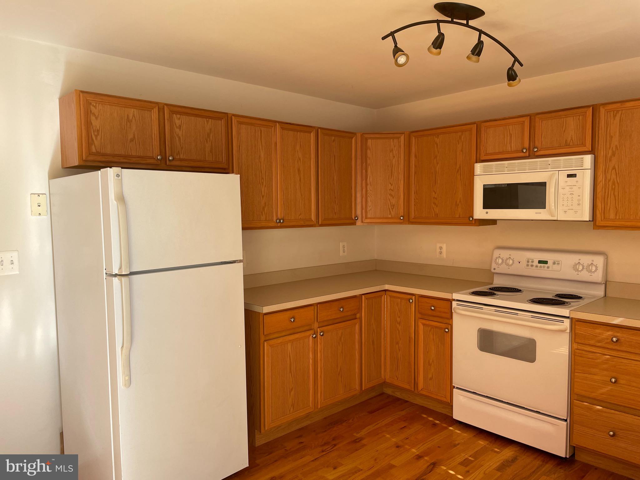 INWOOD MEADOWS - Residential