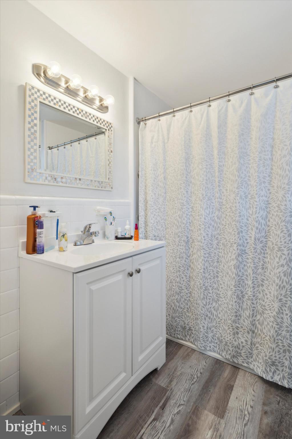 PADDOCK FARMS - Residential Lease