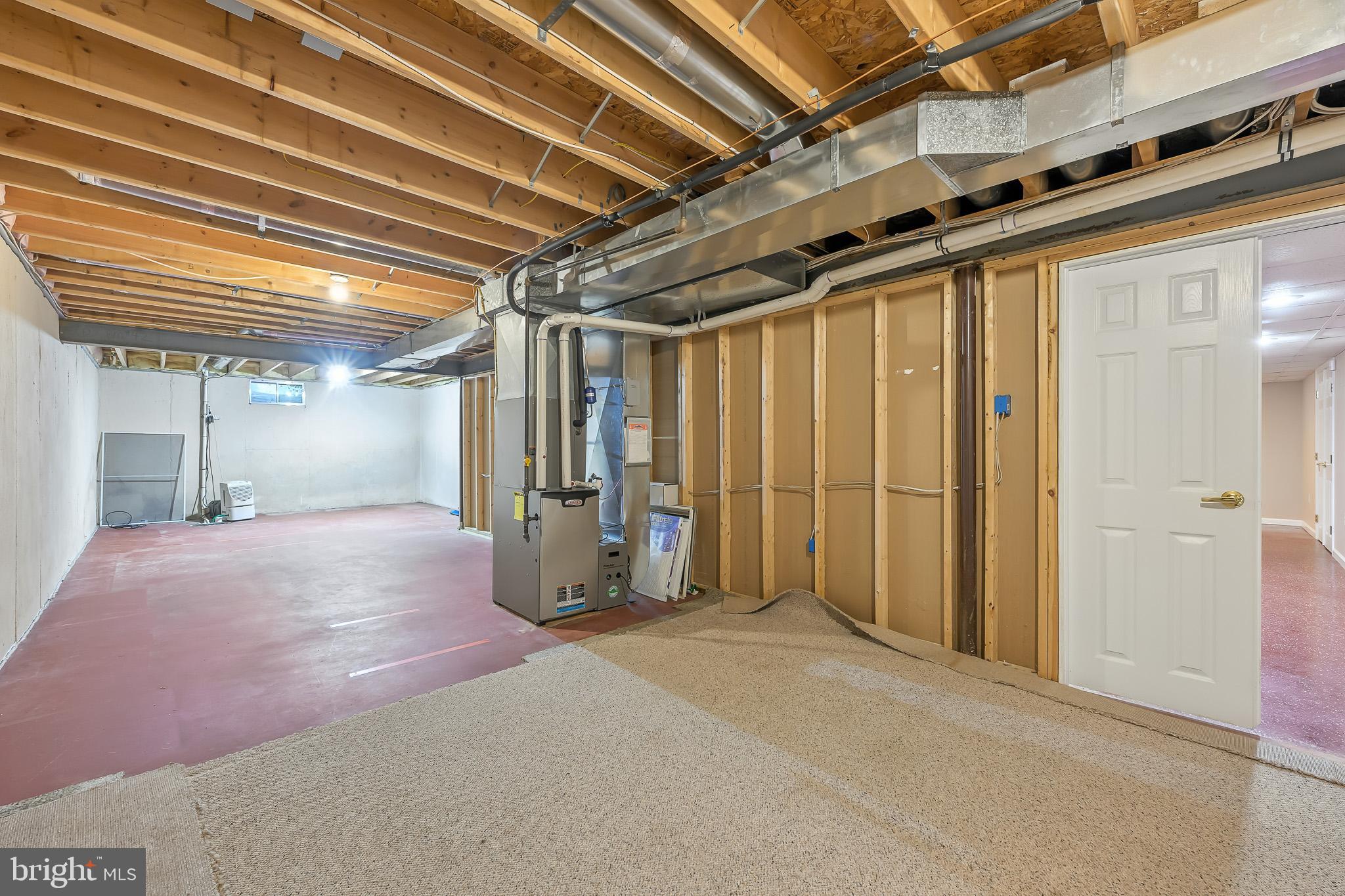 VILLAGE OF ROCKY R - Residential