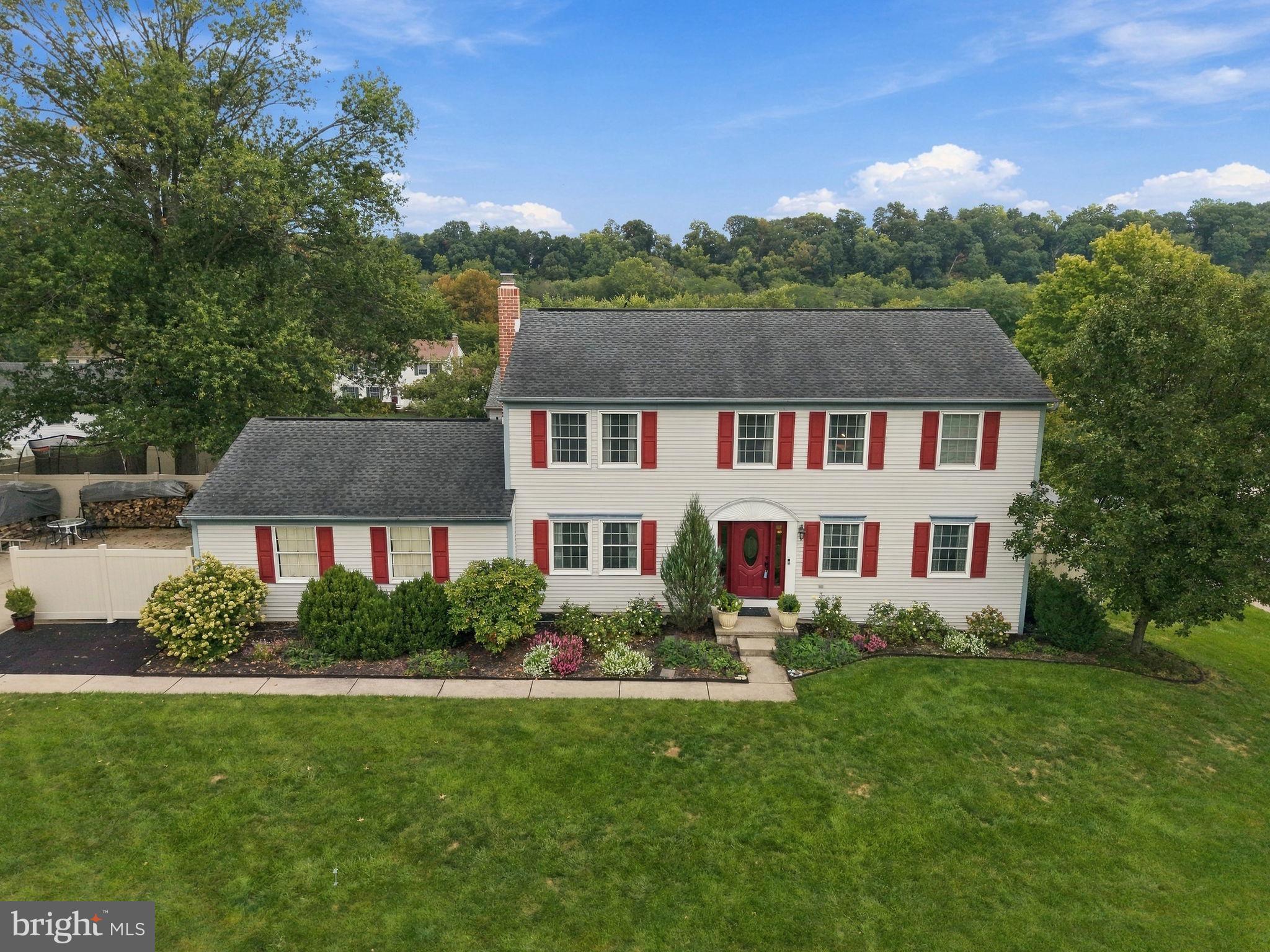 706 CARRIAGE LANE