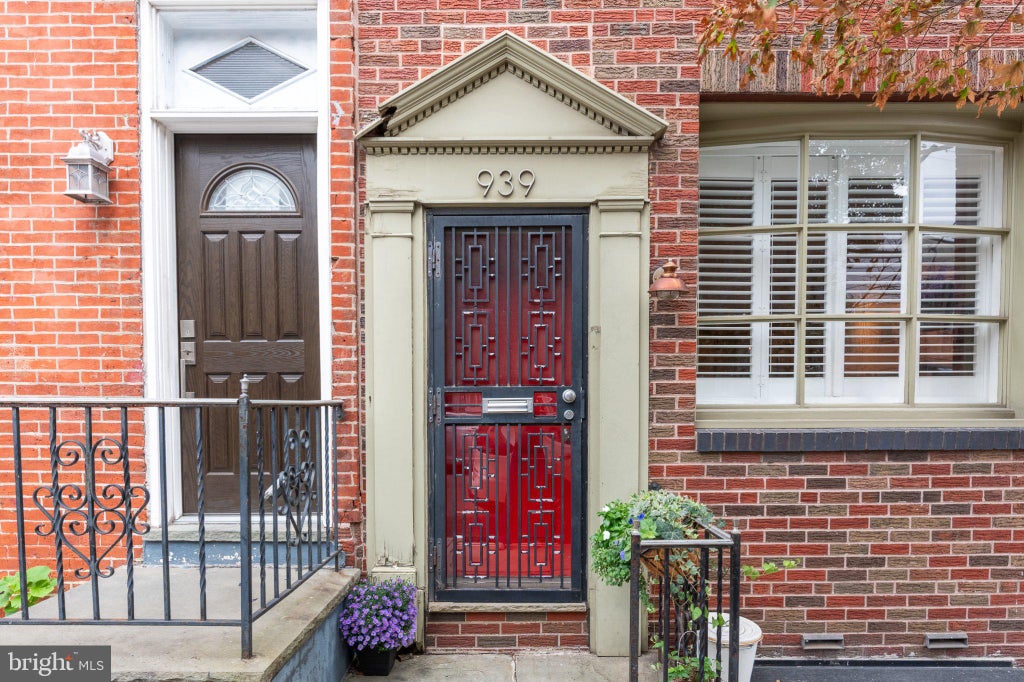 Photo of 939 S 8th Street, PHILADELPHIA, PA 19147 (MLS # PAPH2675434)