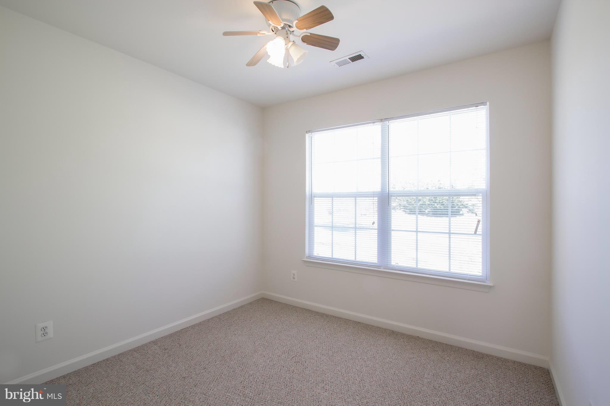 LAFAYETTE VILLAGE - Residential