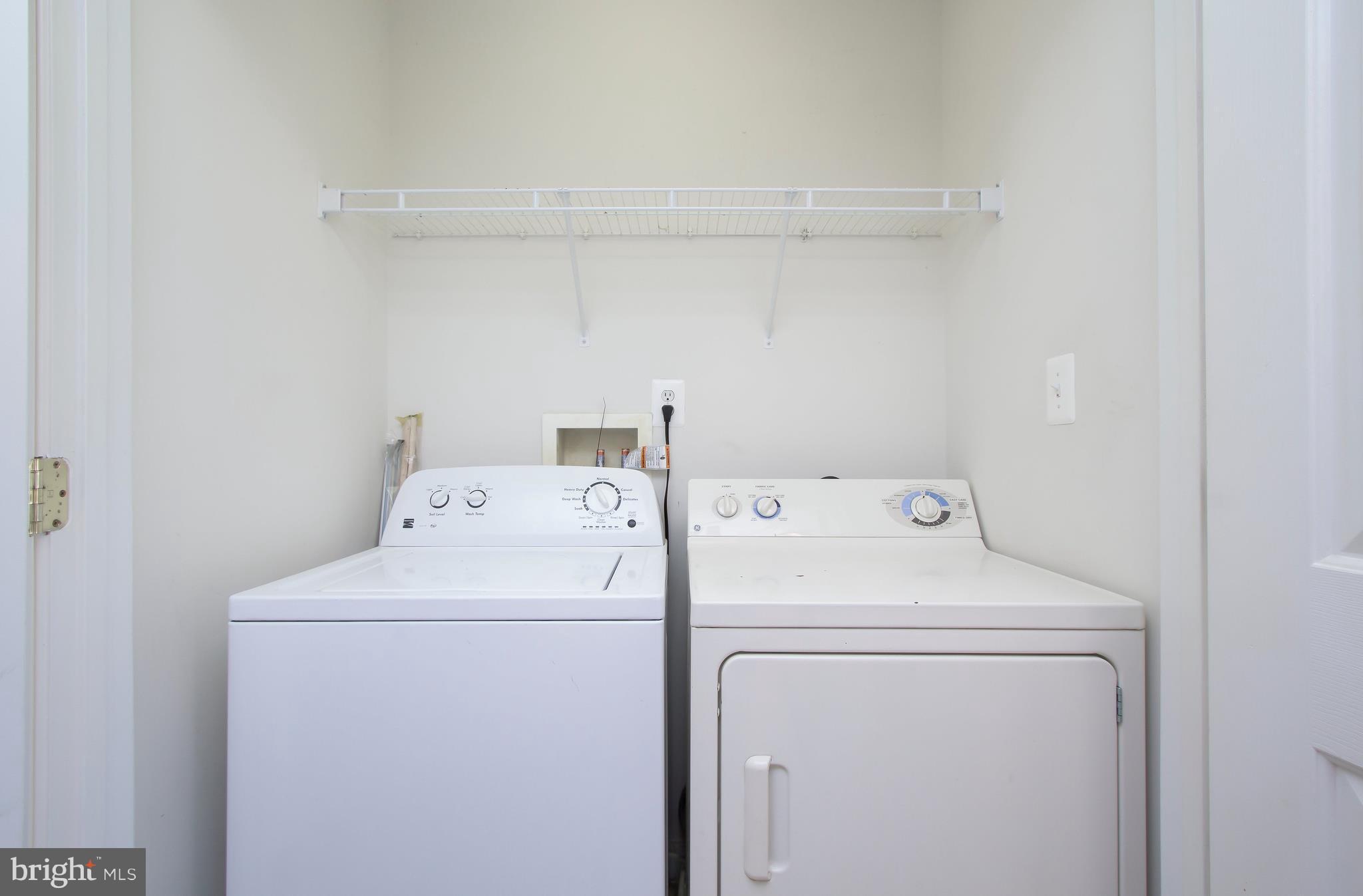 LAFAYETTE VILLAGE - Residential