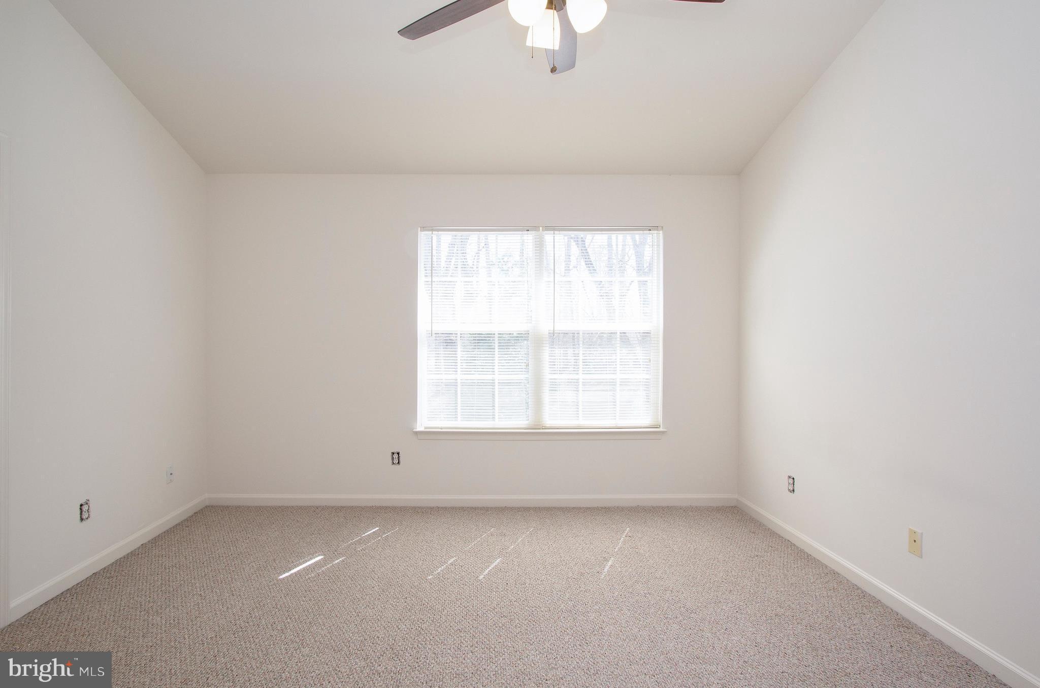 LAFAYETTE VILLAGE - Residential