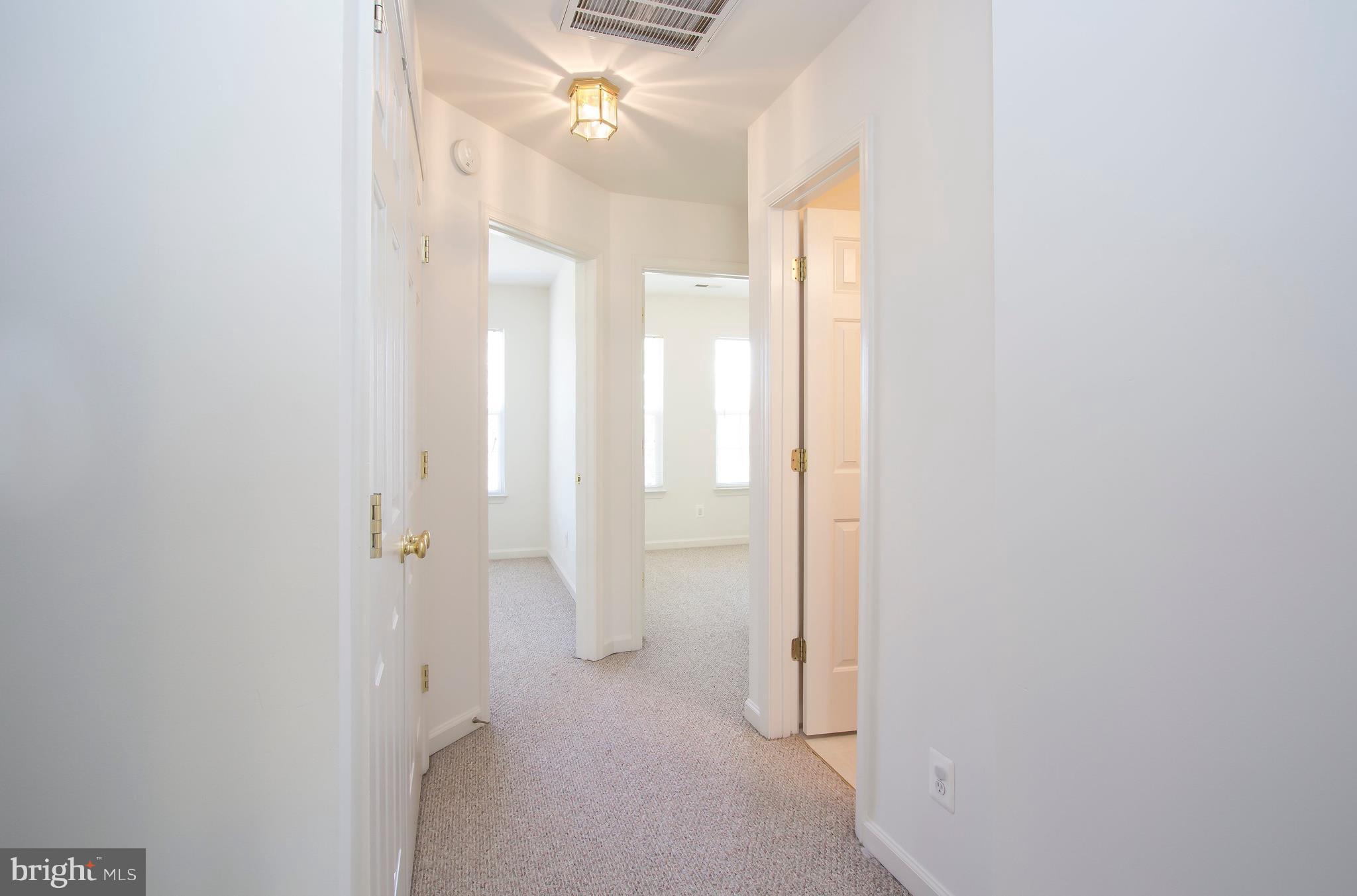 LAFAYETTE VILLAGE - Residential