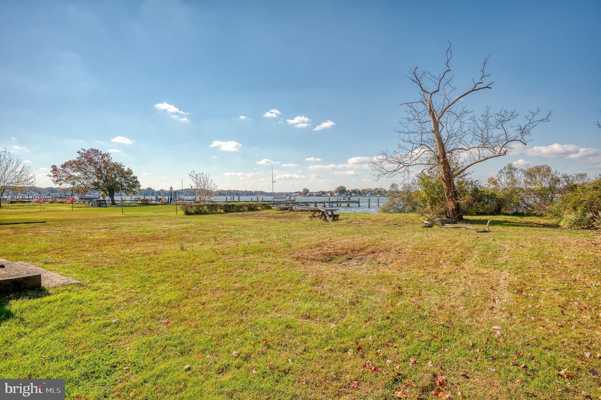 LONG BEACH ESTATES - Residential