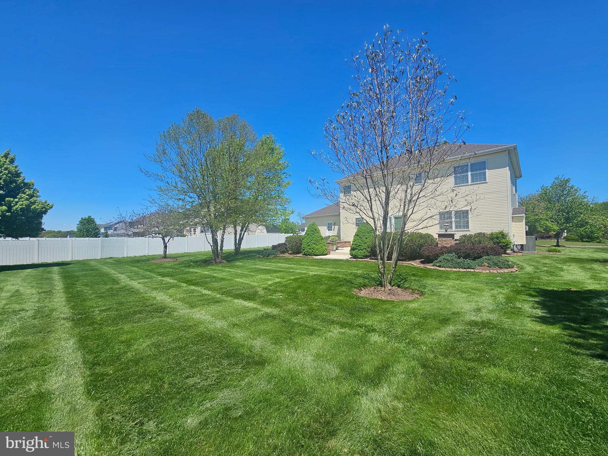 1021 BARTRAM LANE