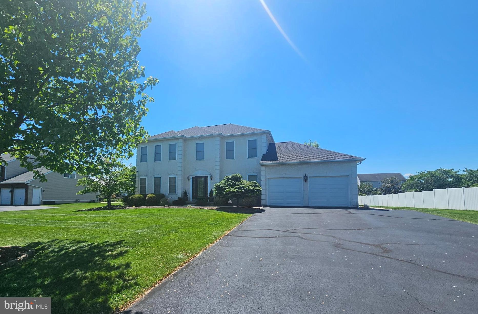 1021 BARTRAM LANE