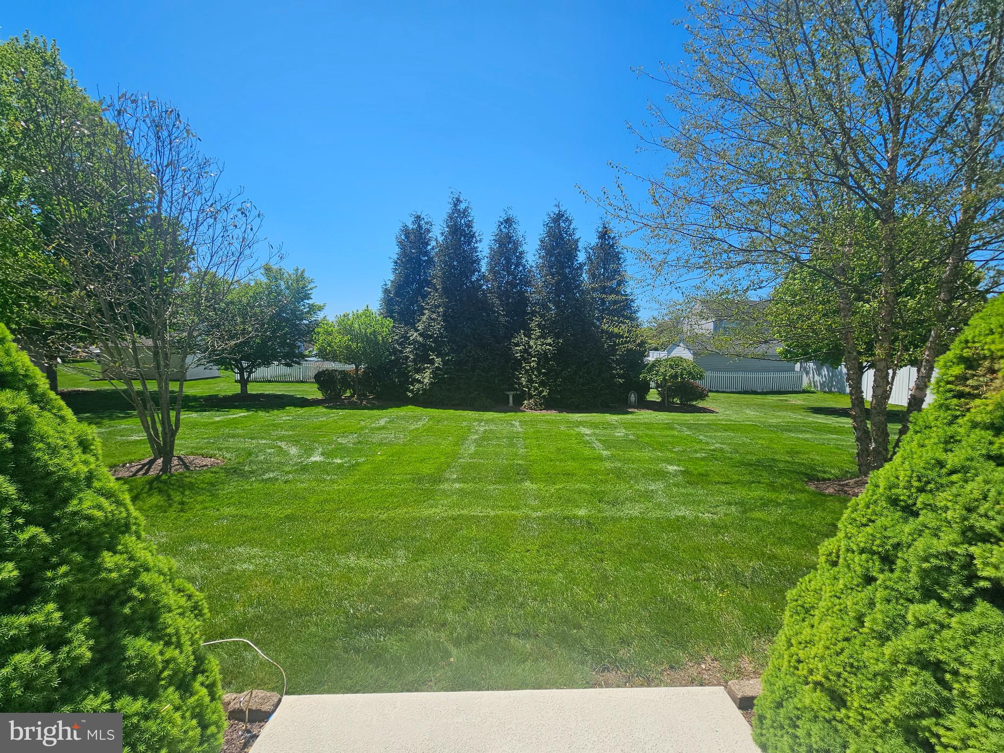 1021 BARTRAM LANE