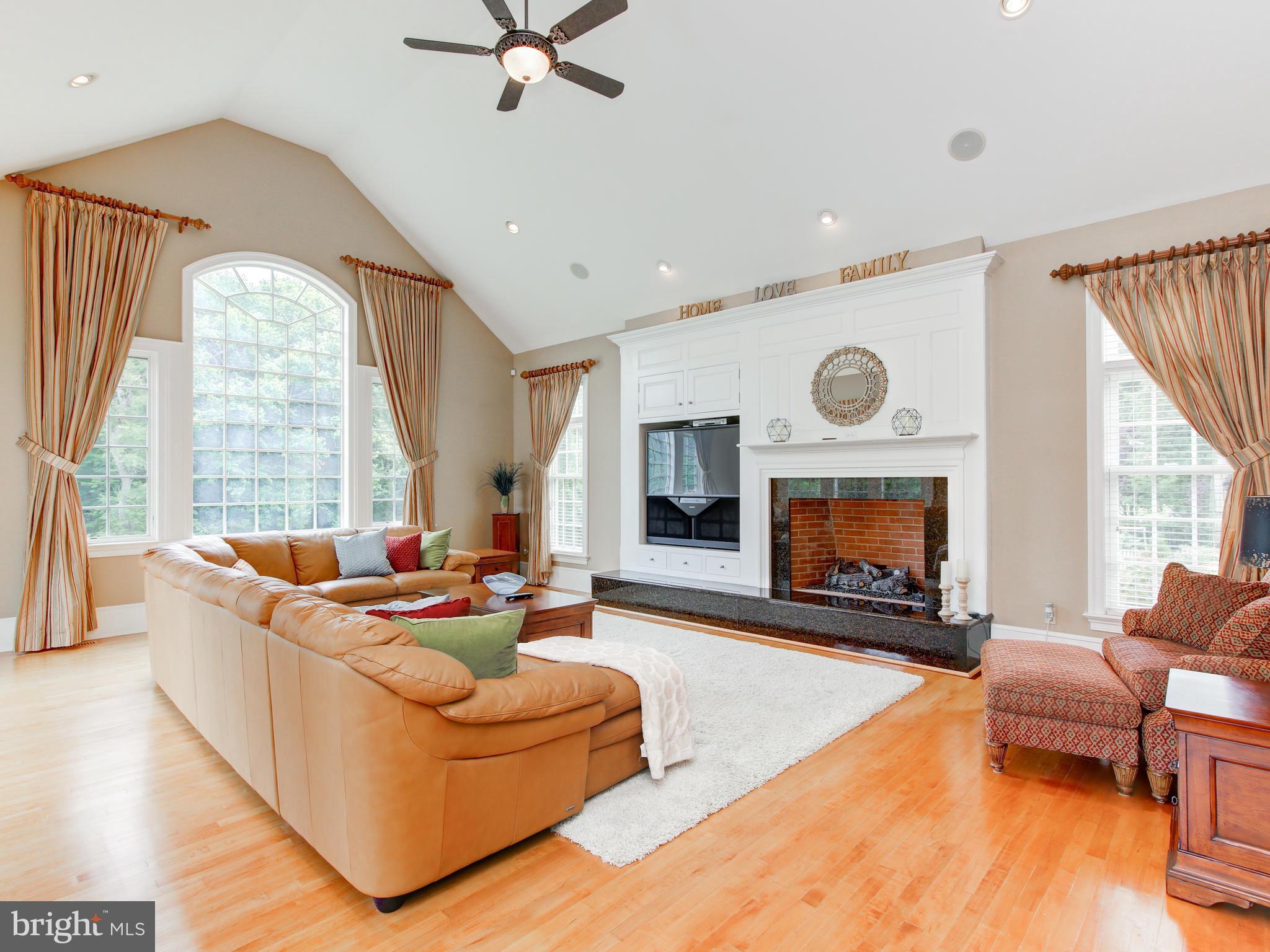 FIVORMOR - Residential