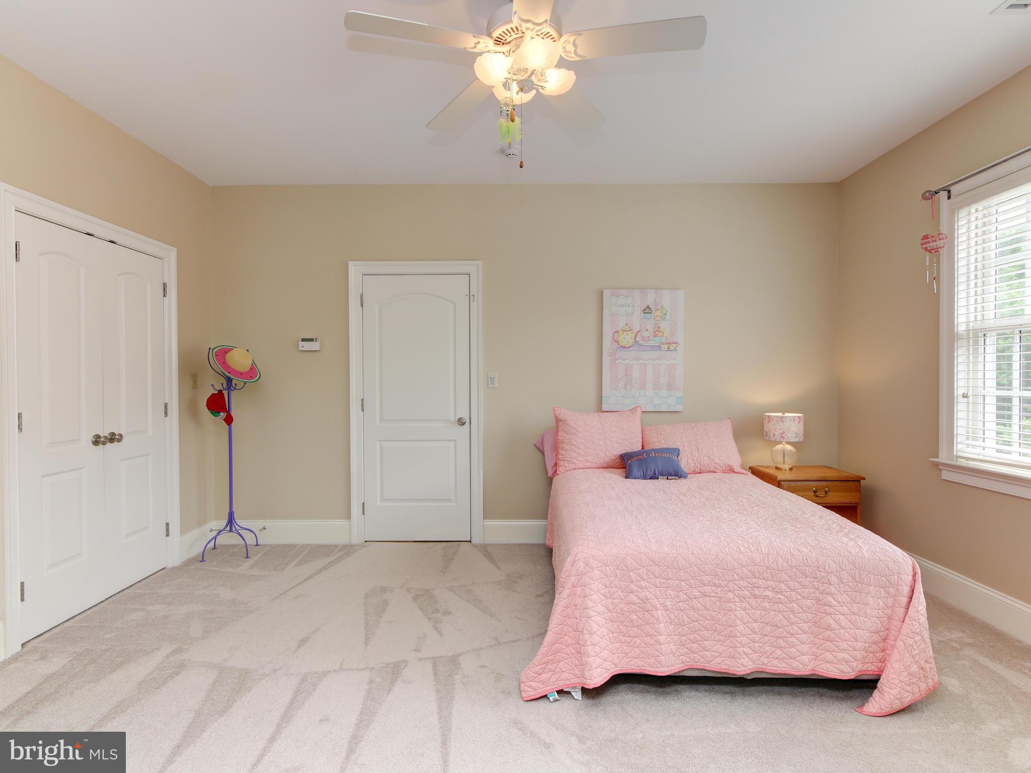 FIVORMOR - Residential