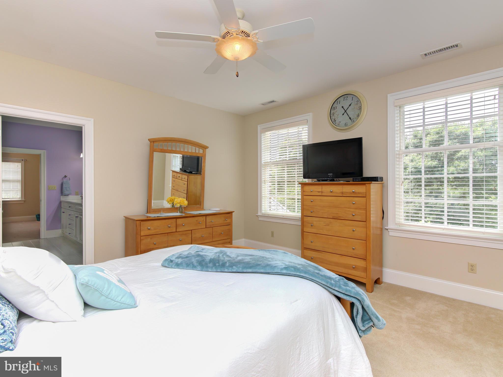 FIVORMOR - Residential