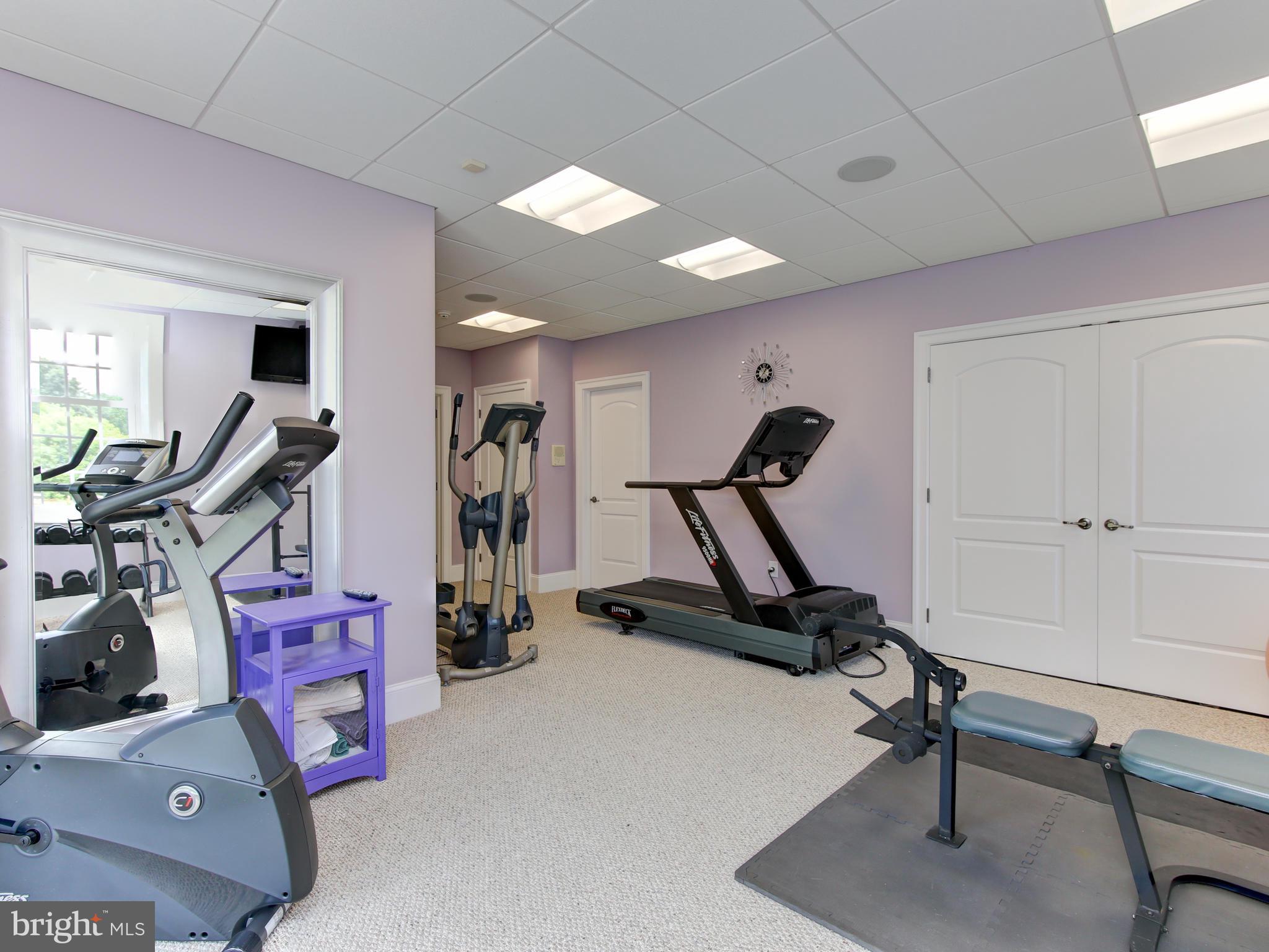 FIVORMOR - Residential