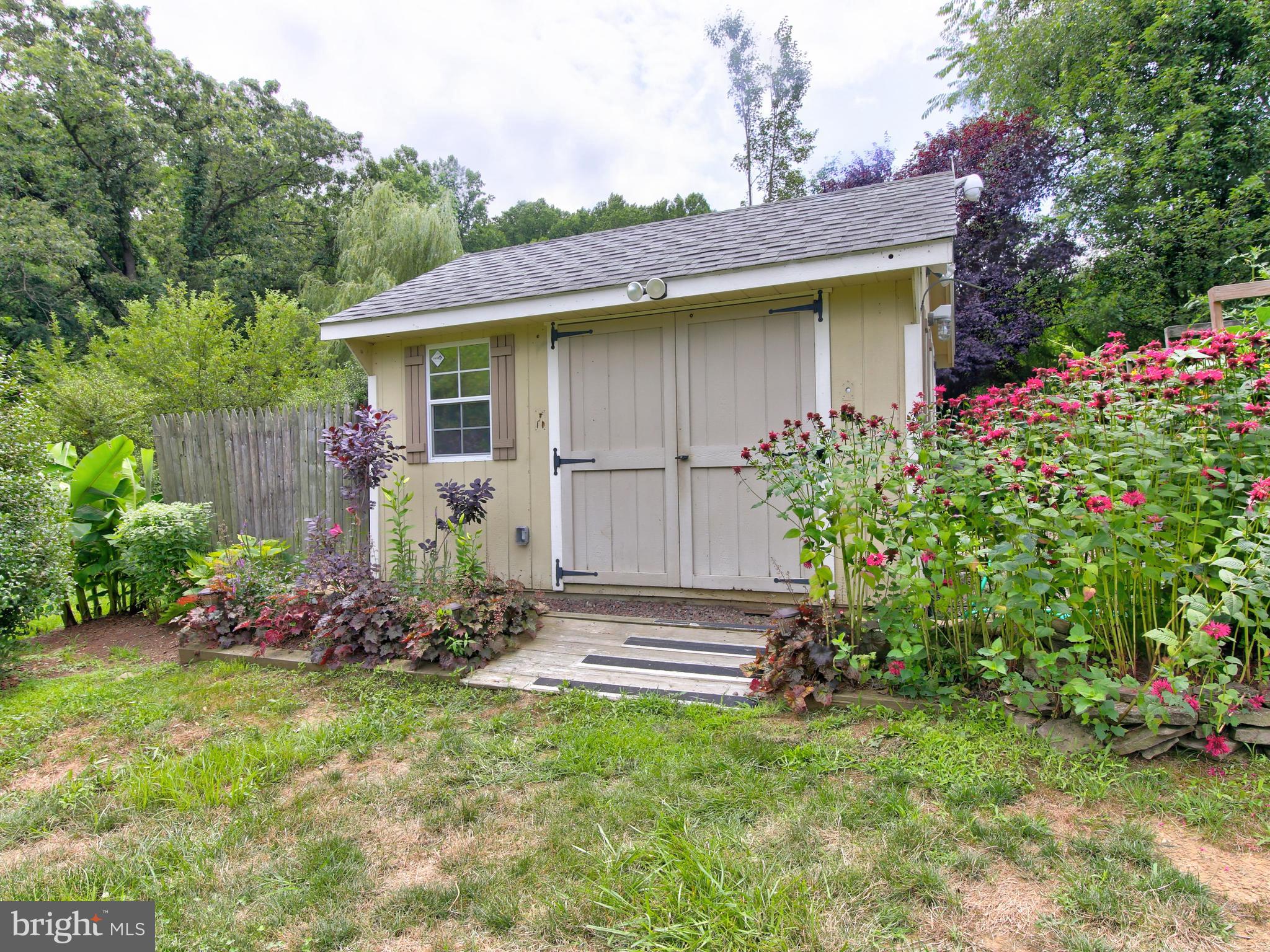 FIVORMOR - Residential