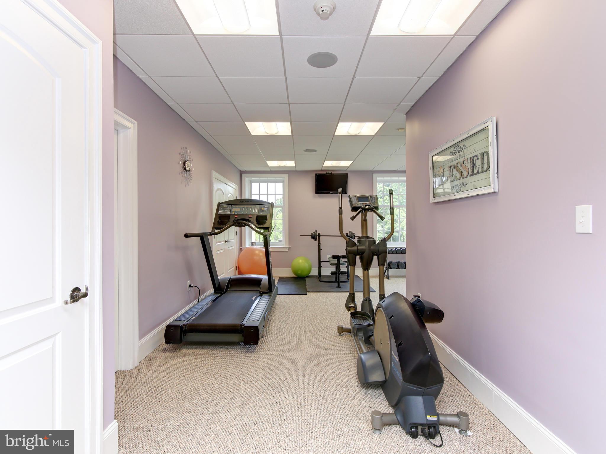 FIVORMOR - Residential