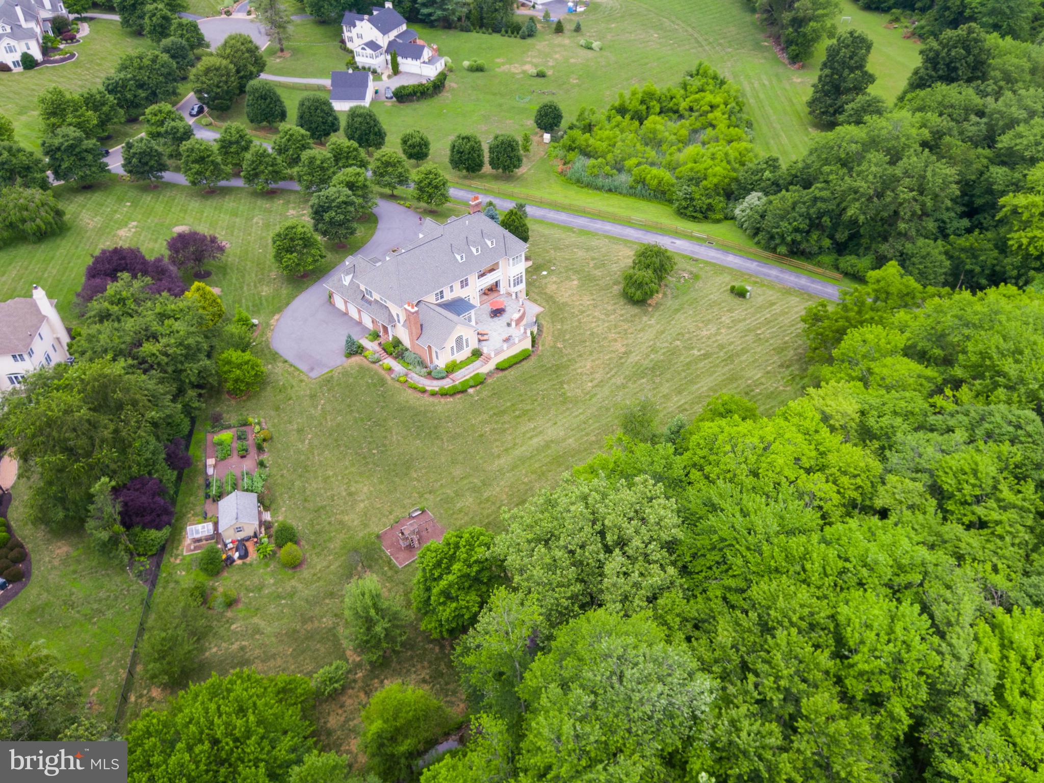 FIVORMOR - Residential