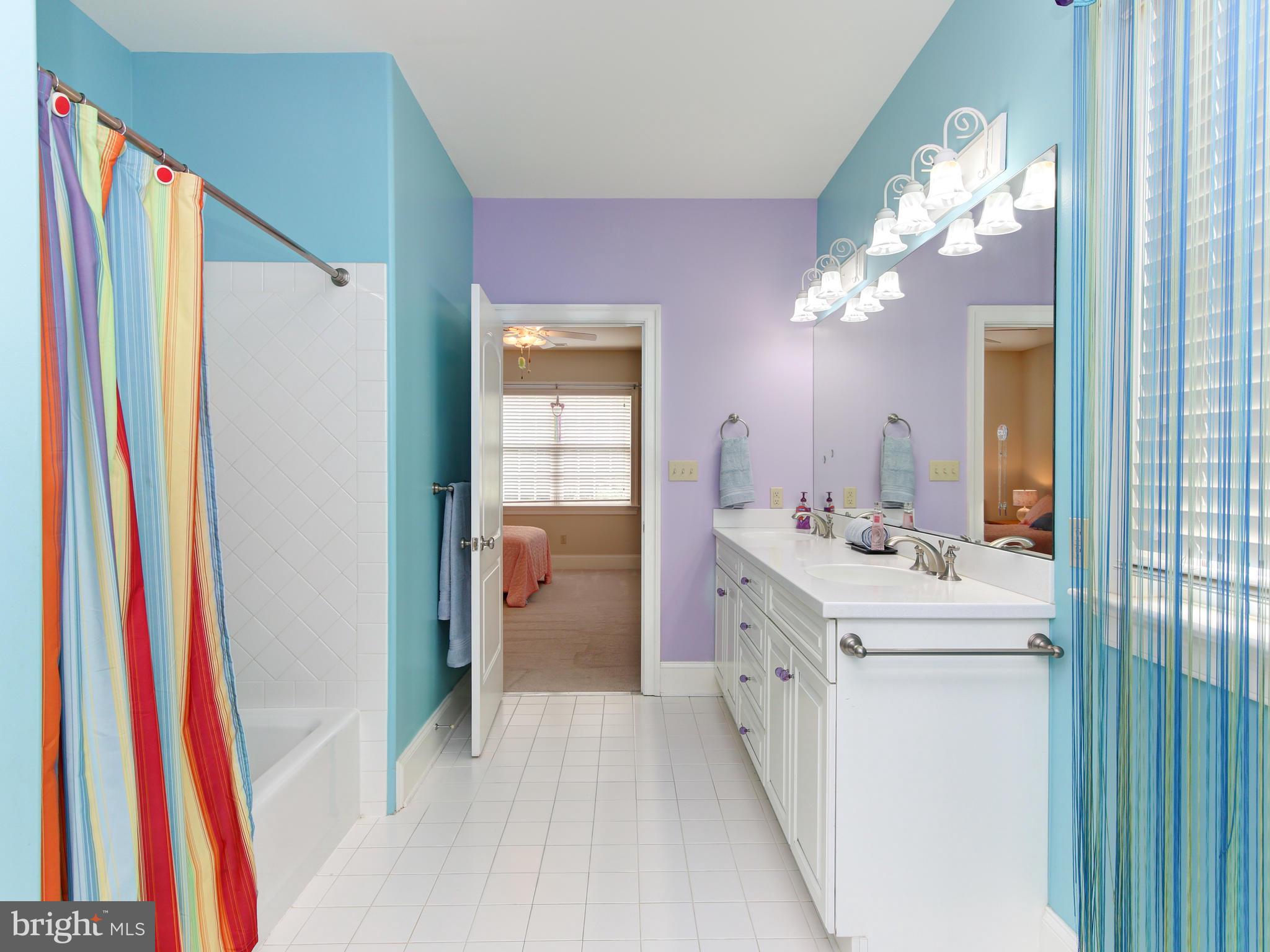 FIVORMOR - Residential