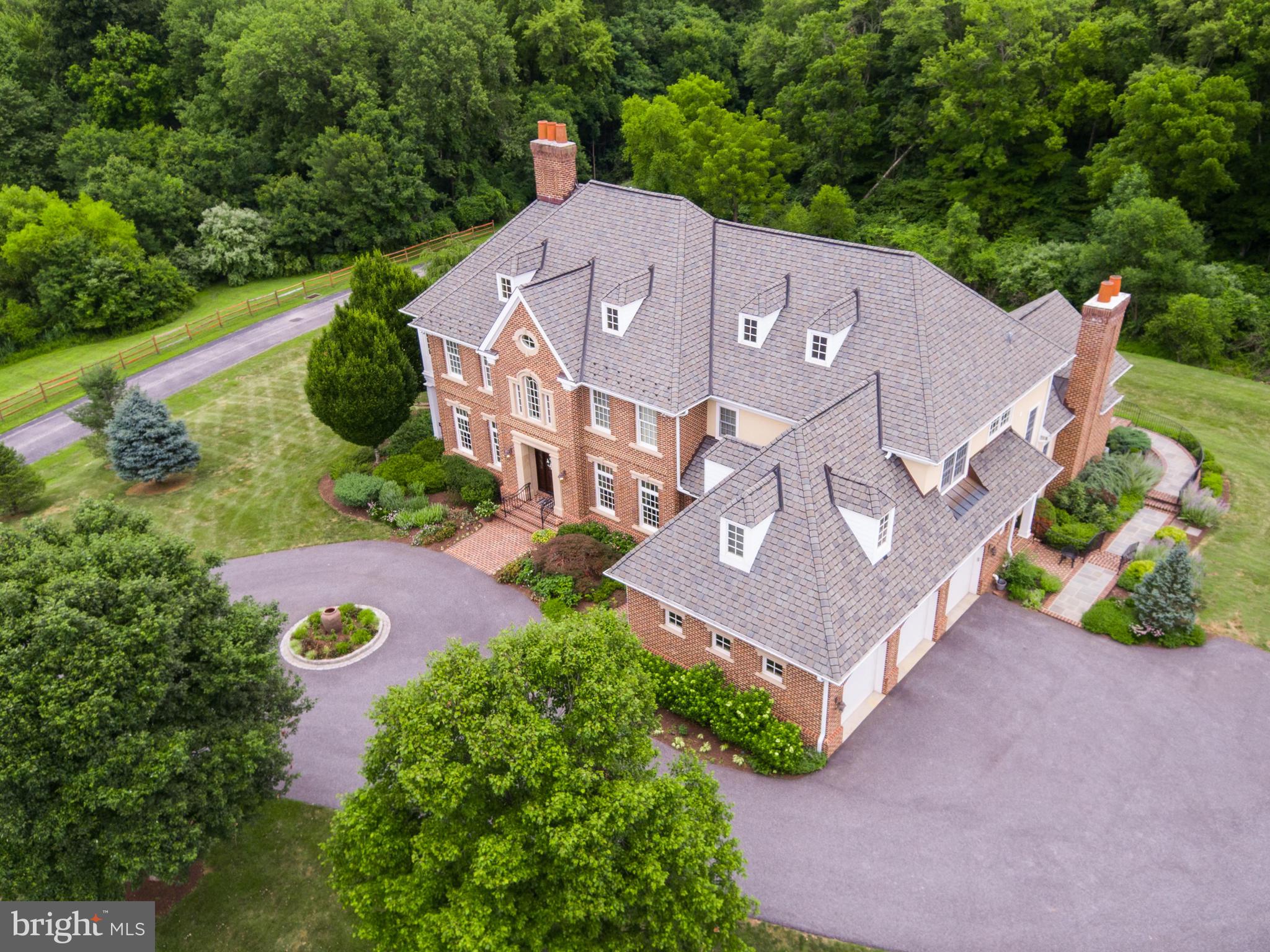 FIVORMOR - Residential