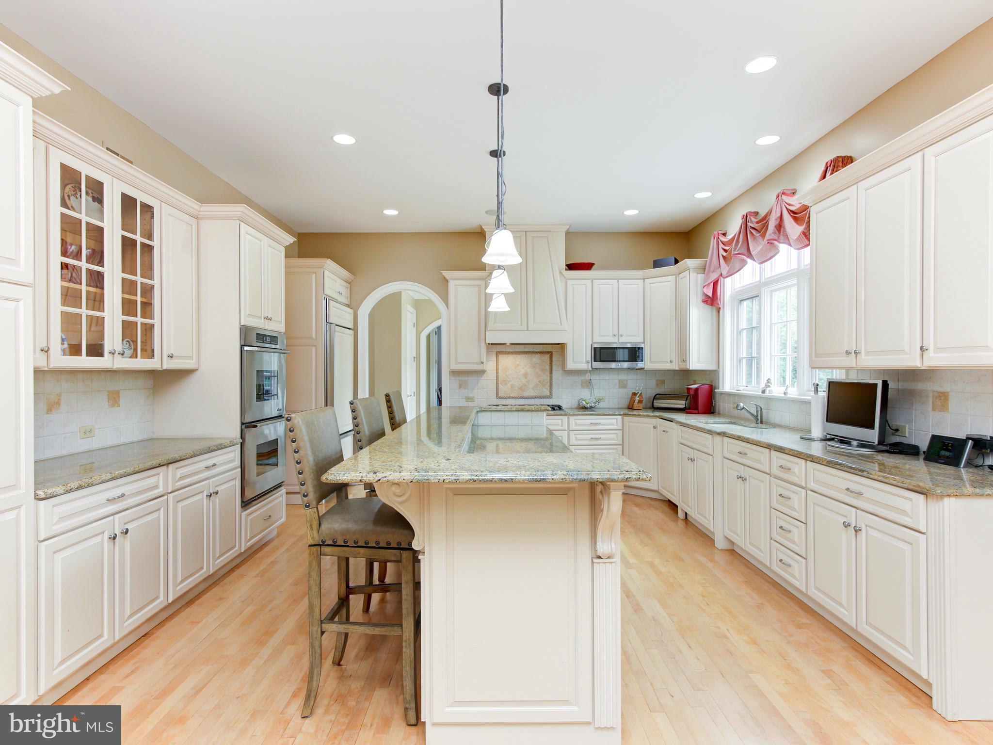 FIVORMOR - Residential