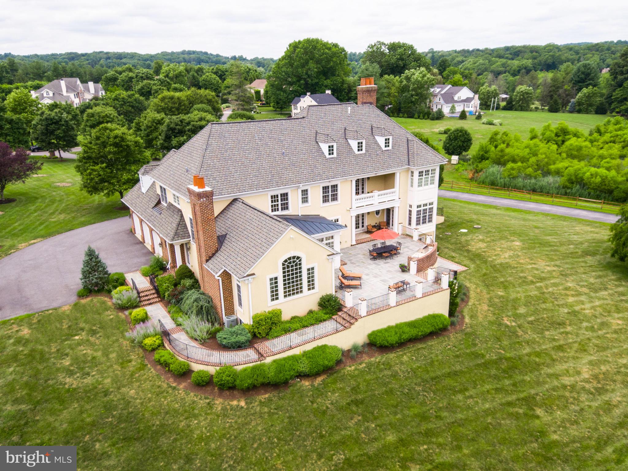 FIVORMOR - Residential