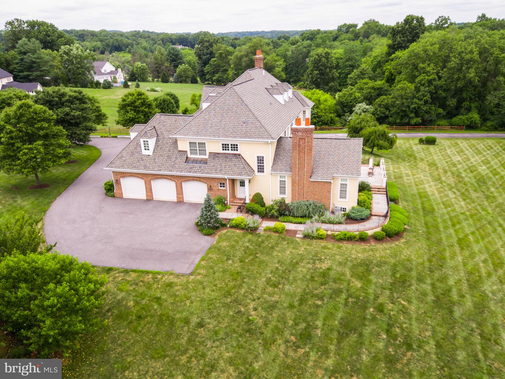 FIVORMOR - Residential