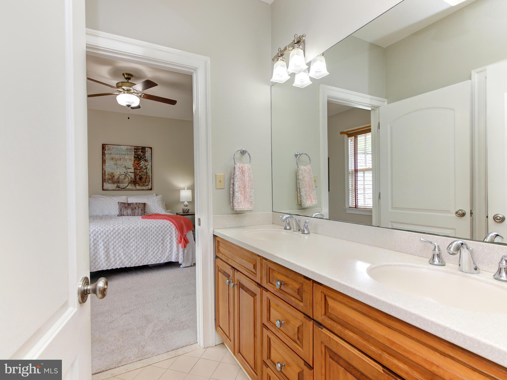 FIVORMOR - Residential