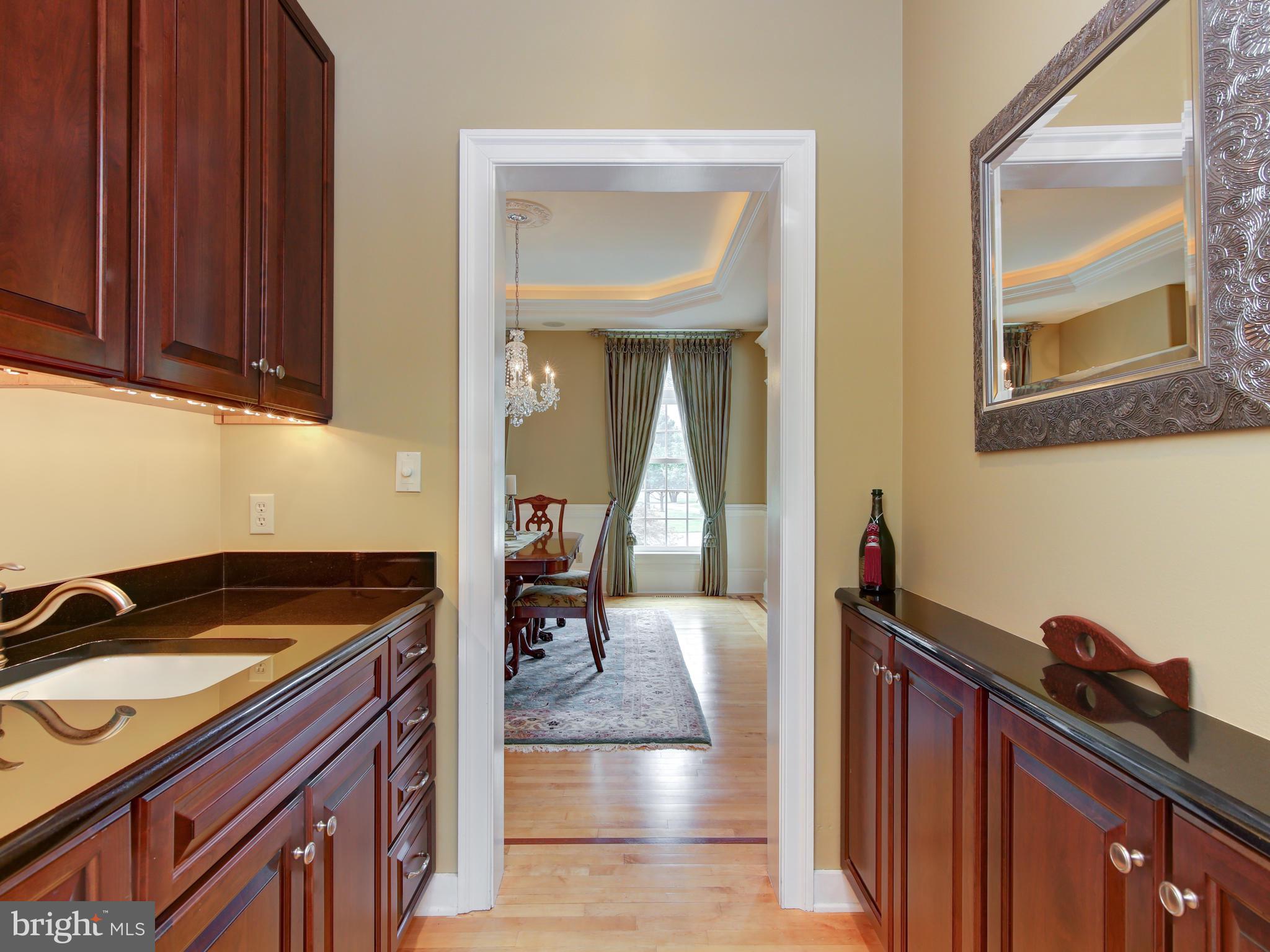 FIVORMOR - Residential