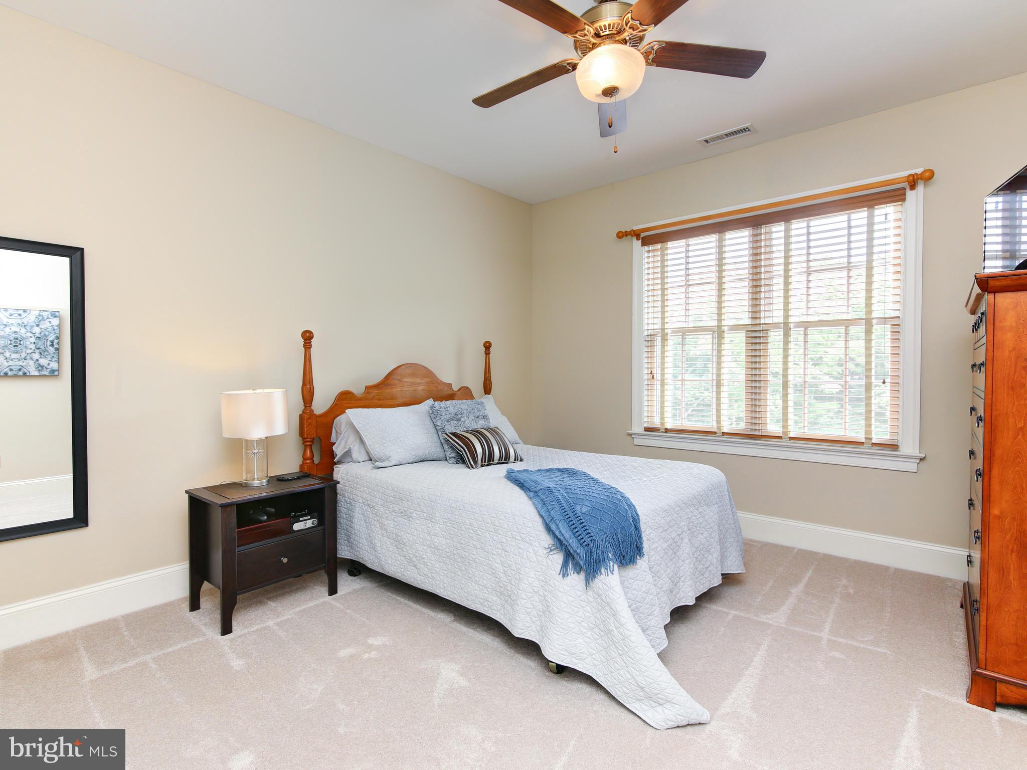 FIVORMOR - Residential