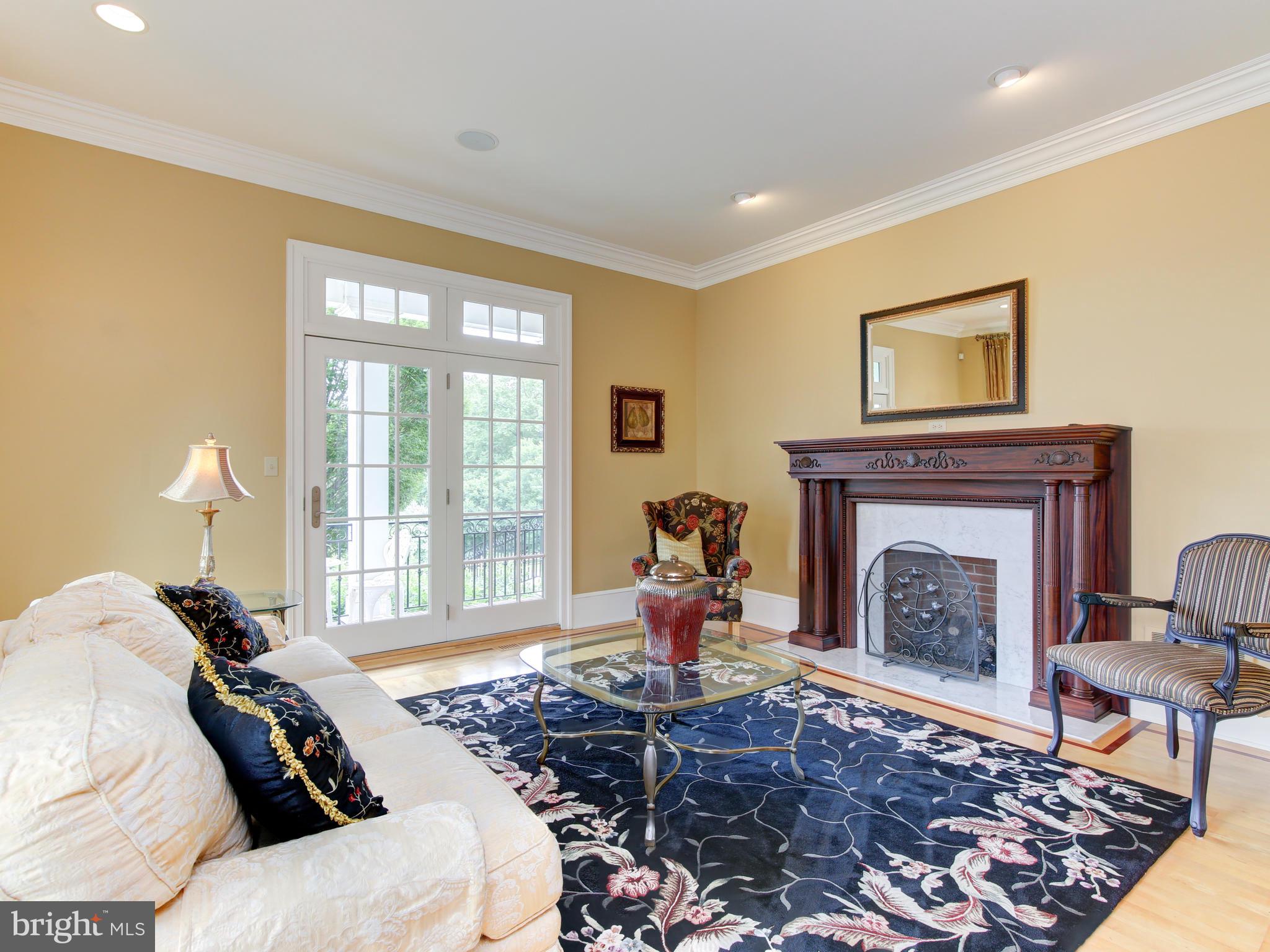 FIVORMOR - Residential