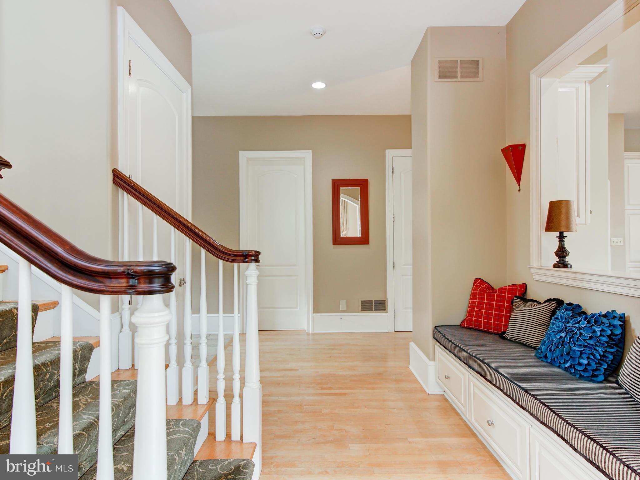 FIVORMOR - Residential